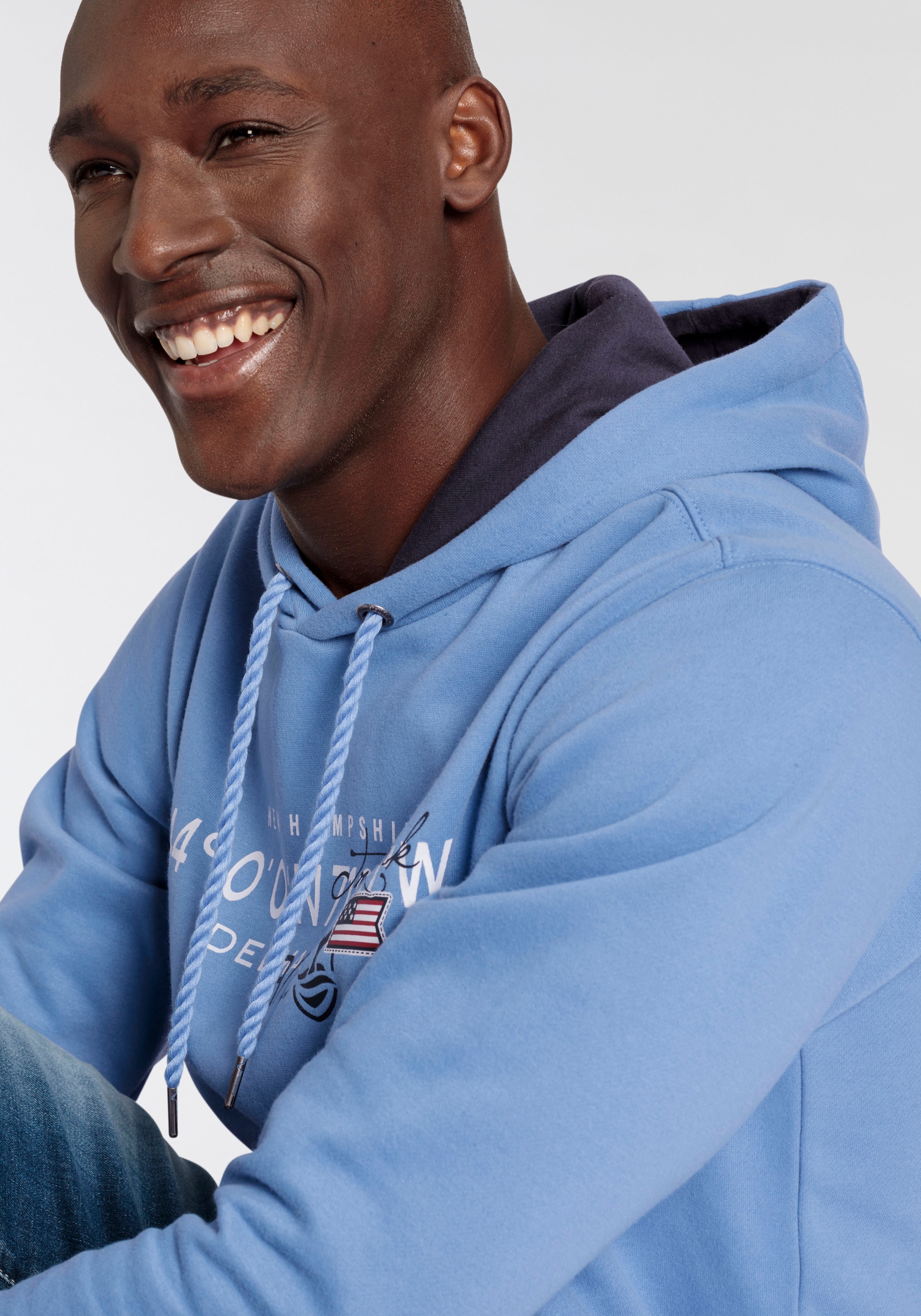 DELMAO Kapuzensweatshirt, Langarm, lockere Passform, mit Print, mit Kapuze