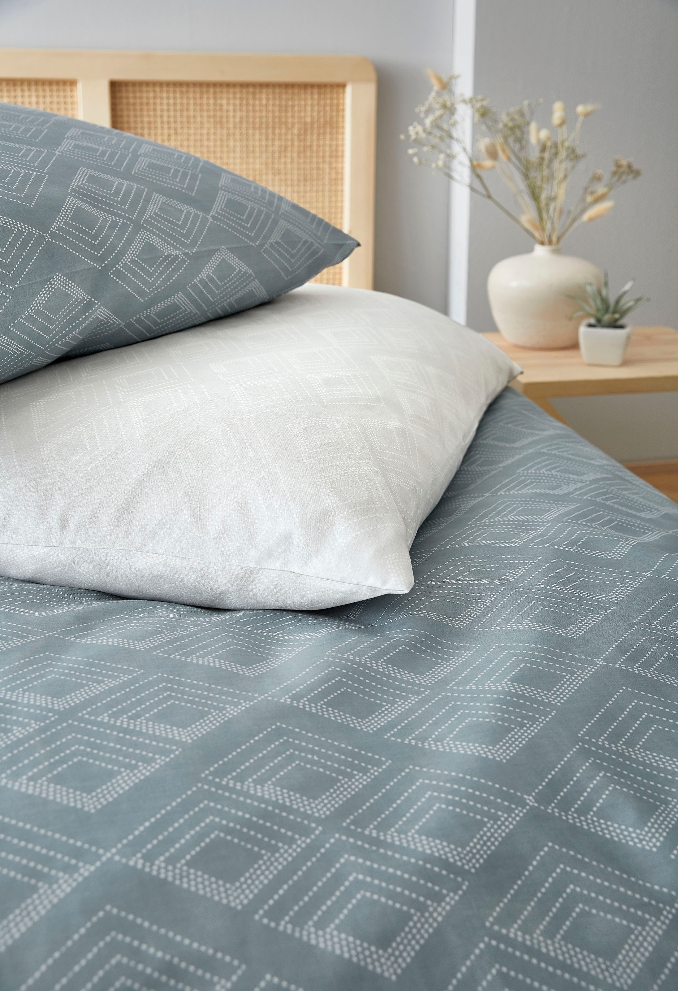 Kleine Wolke Bettwäsche »Kalea«, feines und dezentes grafisches Design