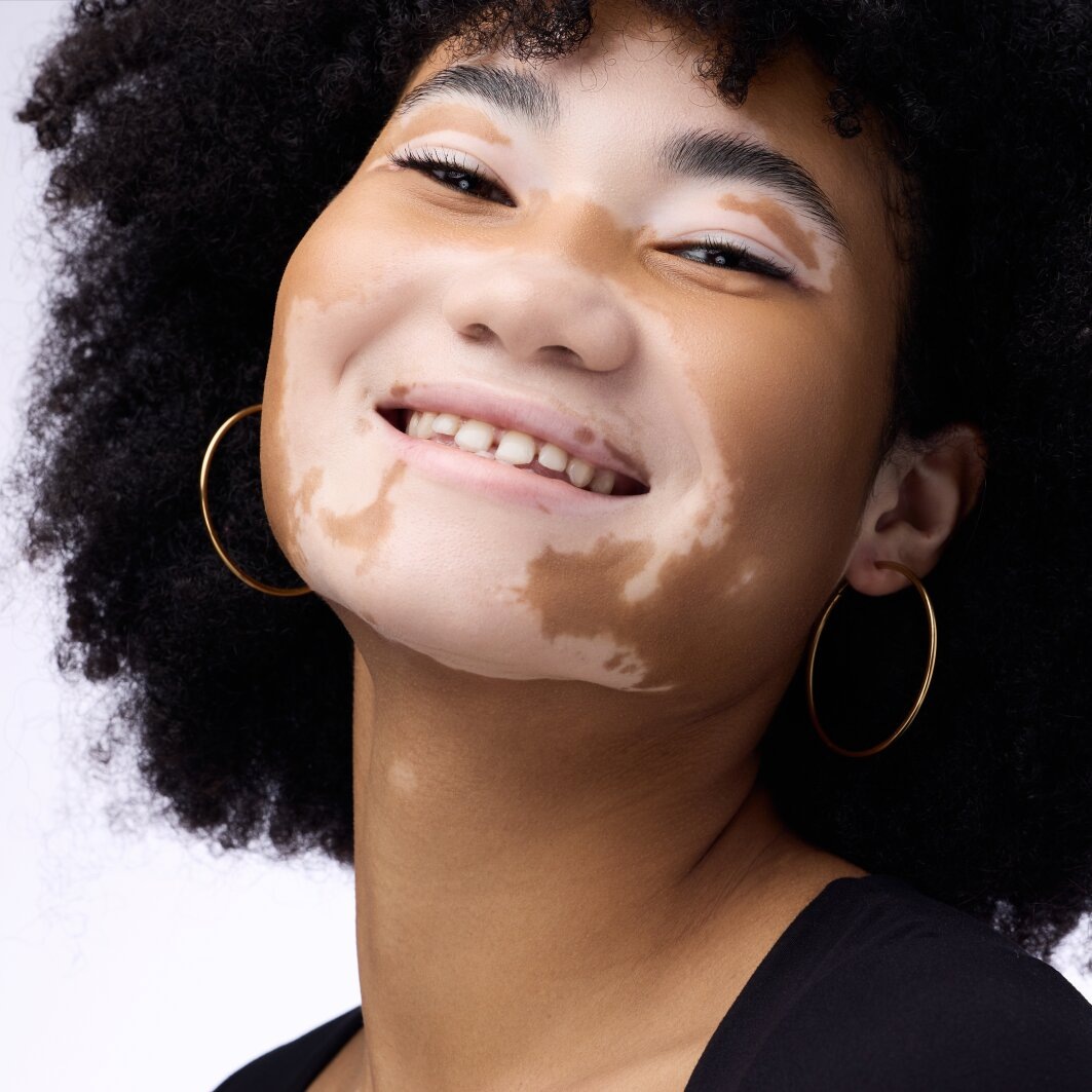 Catrice Primer »Soft Glam Filter Stick« Cremige Textur, leichte Deckkraft für natürlichen Glow, pflegend.