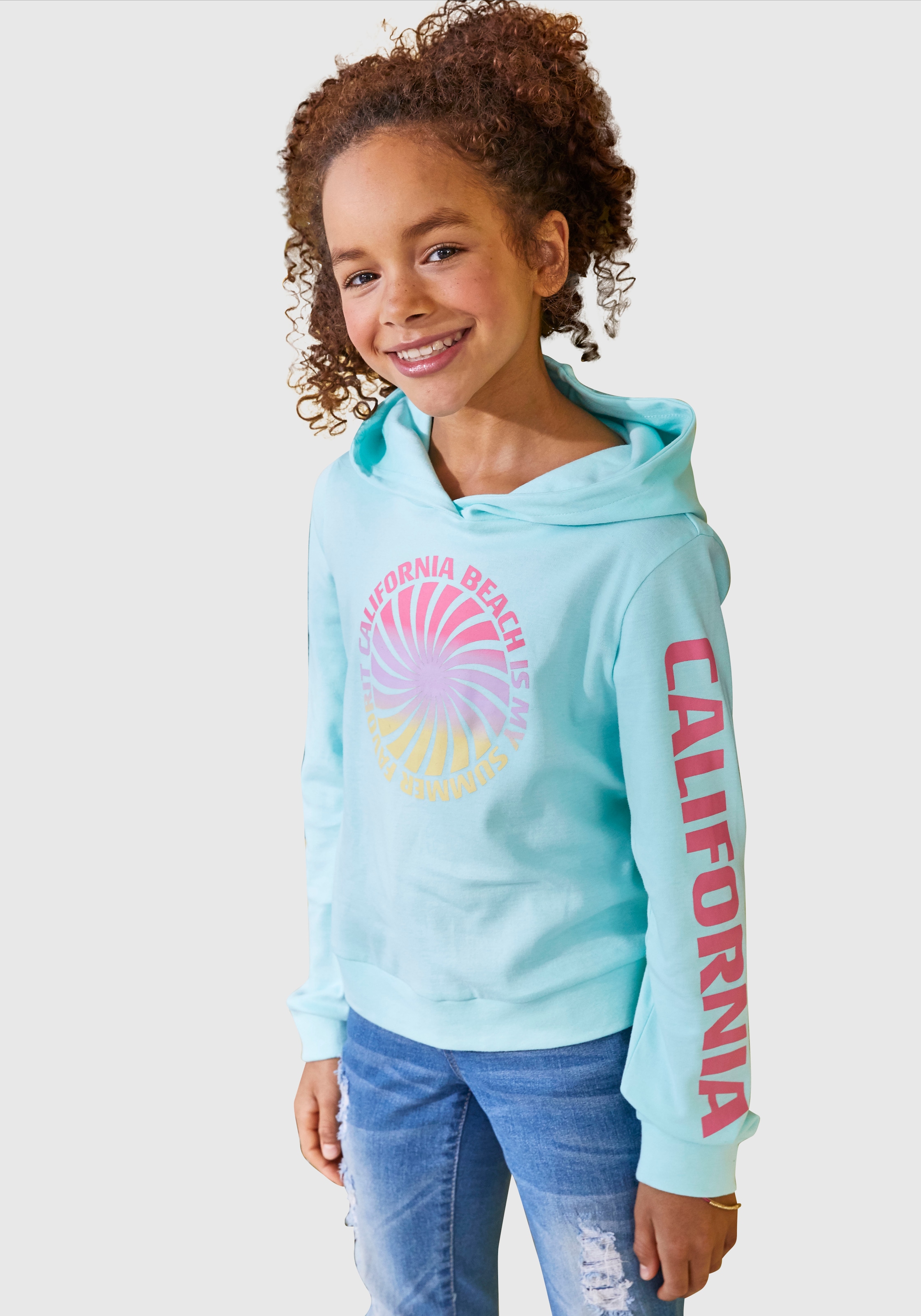 KIDSWORLD Kapuzenshirt », Langarmshirt mit Ärmelprint«, Langarm, gerade Passform, mit coolem...