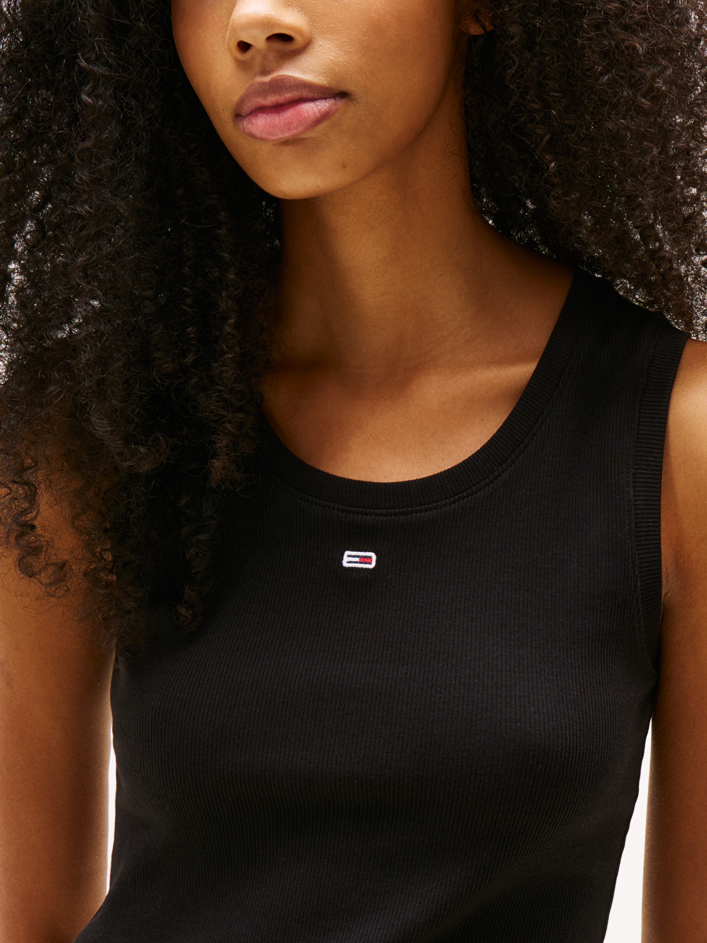 Tommy Jeans Tanktop »TJW ESSENTIAL RIB TANK EXT«, mit Logostickerei