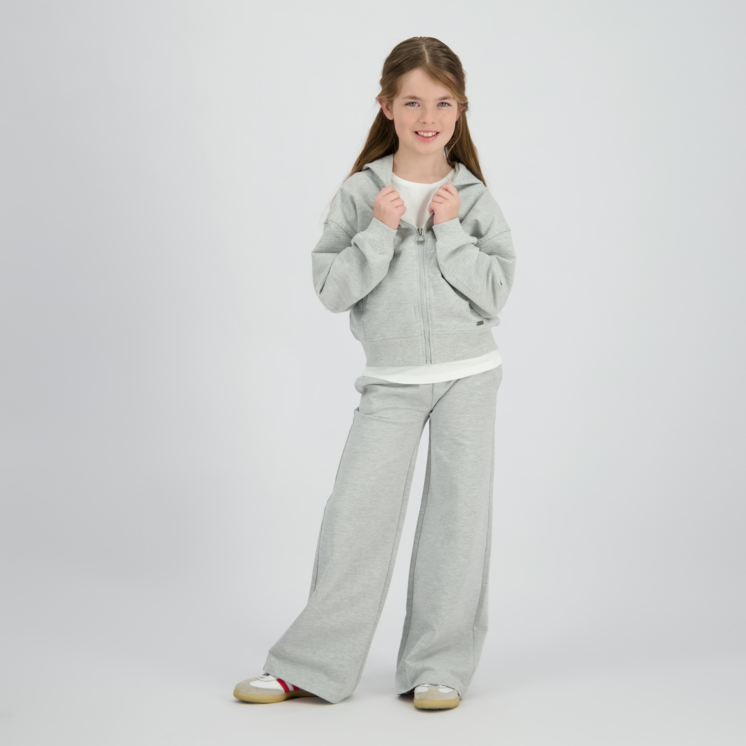 Vingino Sweathose  mit ausgestelltem Bein und Gummizug, for Girls