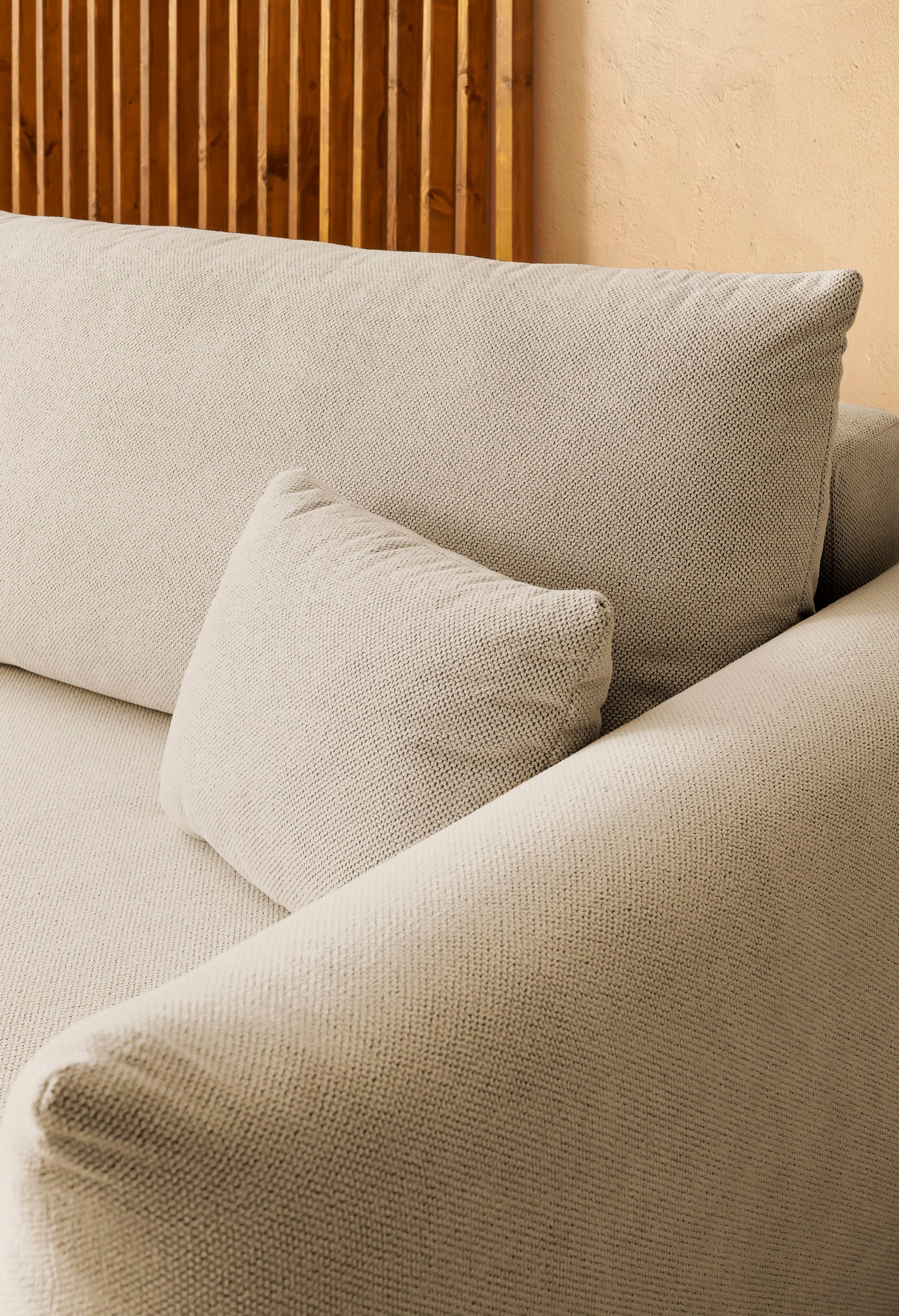 INOSIGN 3-Sitzer »MAVAS Schlafsofa mit Bettkasten« ca.240/108cm (Liegefläche 212/145 cm), Cord, Chenille, Struktur