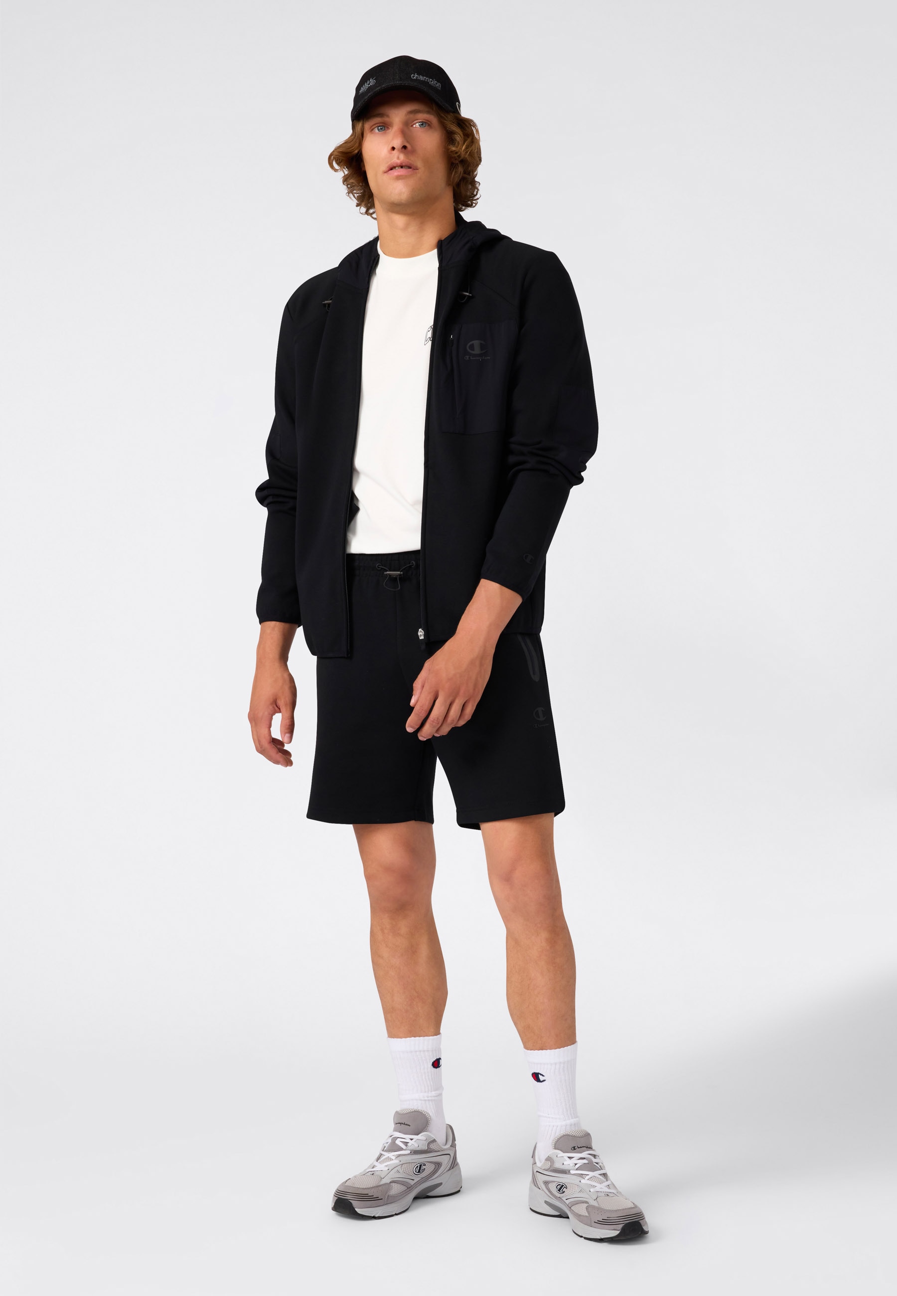 Champion Trainingsshorts »C-TECH Slim Fit Interlock Shorts«  sportlicher Stil, für Sportmode und Training