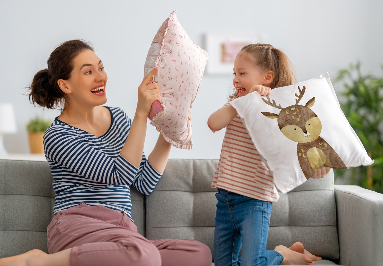 queence Dekokissen »Wildtierbaby«, Kissenhülle mit HD Premium Druck, geruchsneutral, 40x40cm