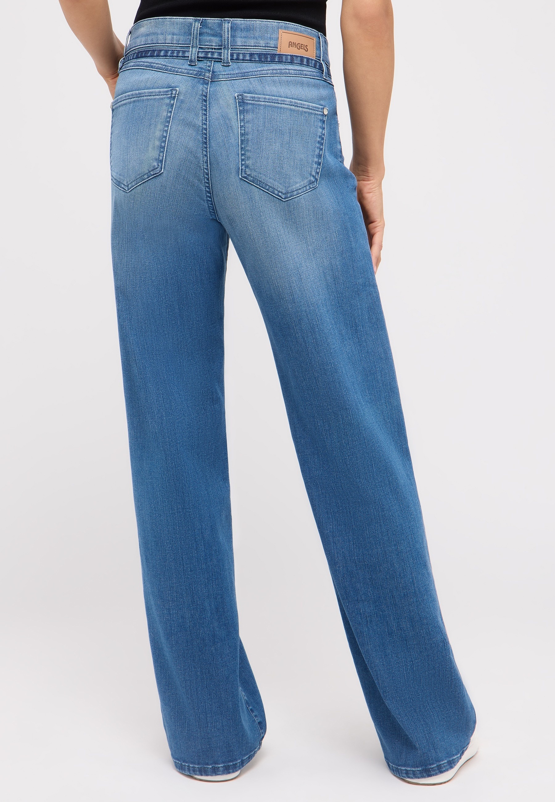 ANGELS Relax-fit-Jeans »LIZ BELT«, mit integriertem Gürtel