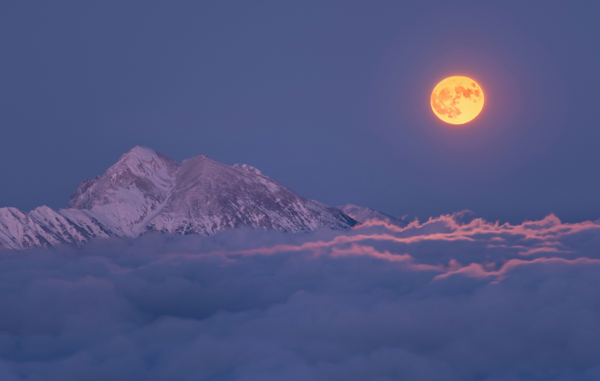 Fototapete »Photo-Art ALES KRIVEC, SUPER MOON ERHEBT SICH«