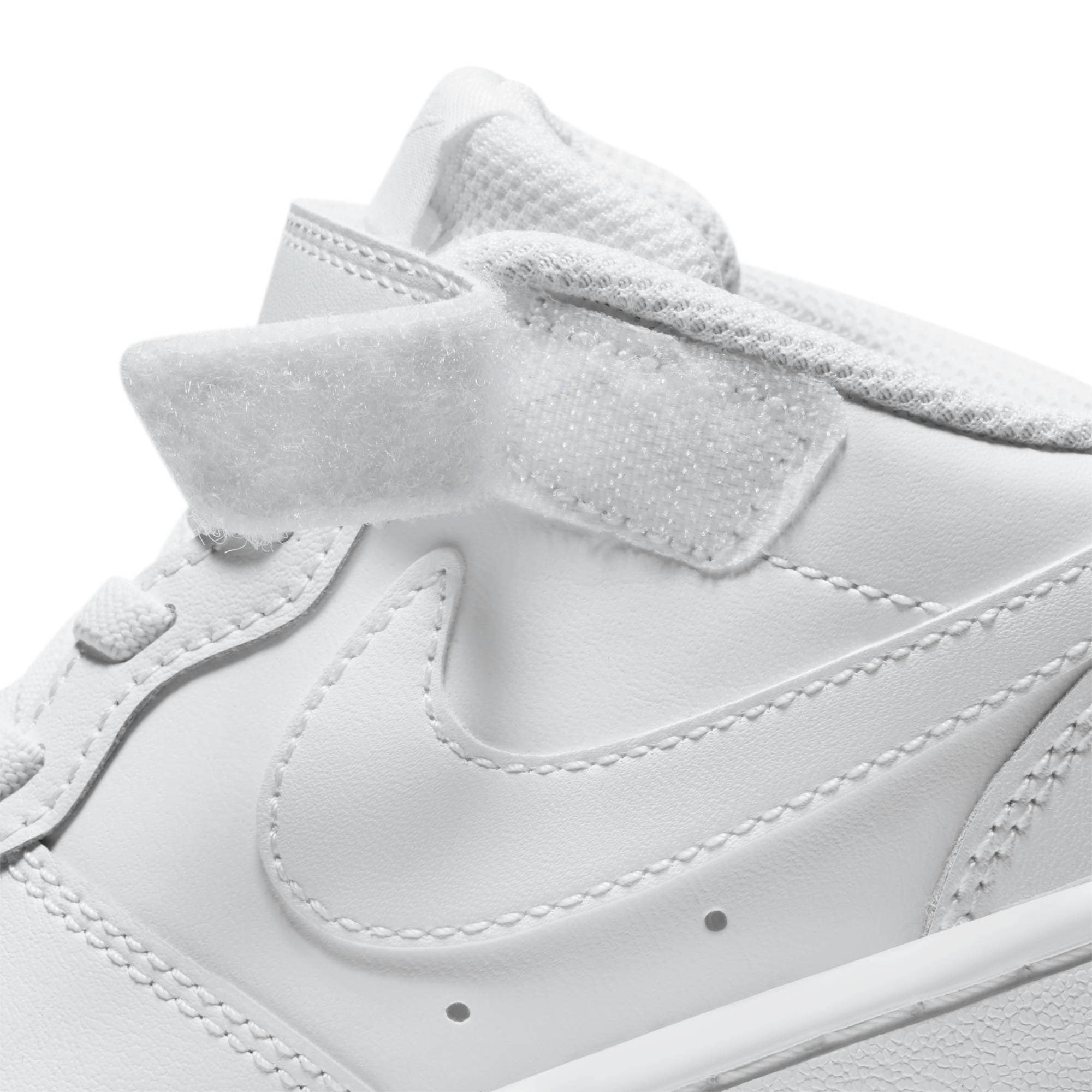 Nike Sportswear Sneaker »COURT BOROUGH LOW 2«, Design auf den Spuren des Air Force 1