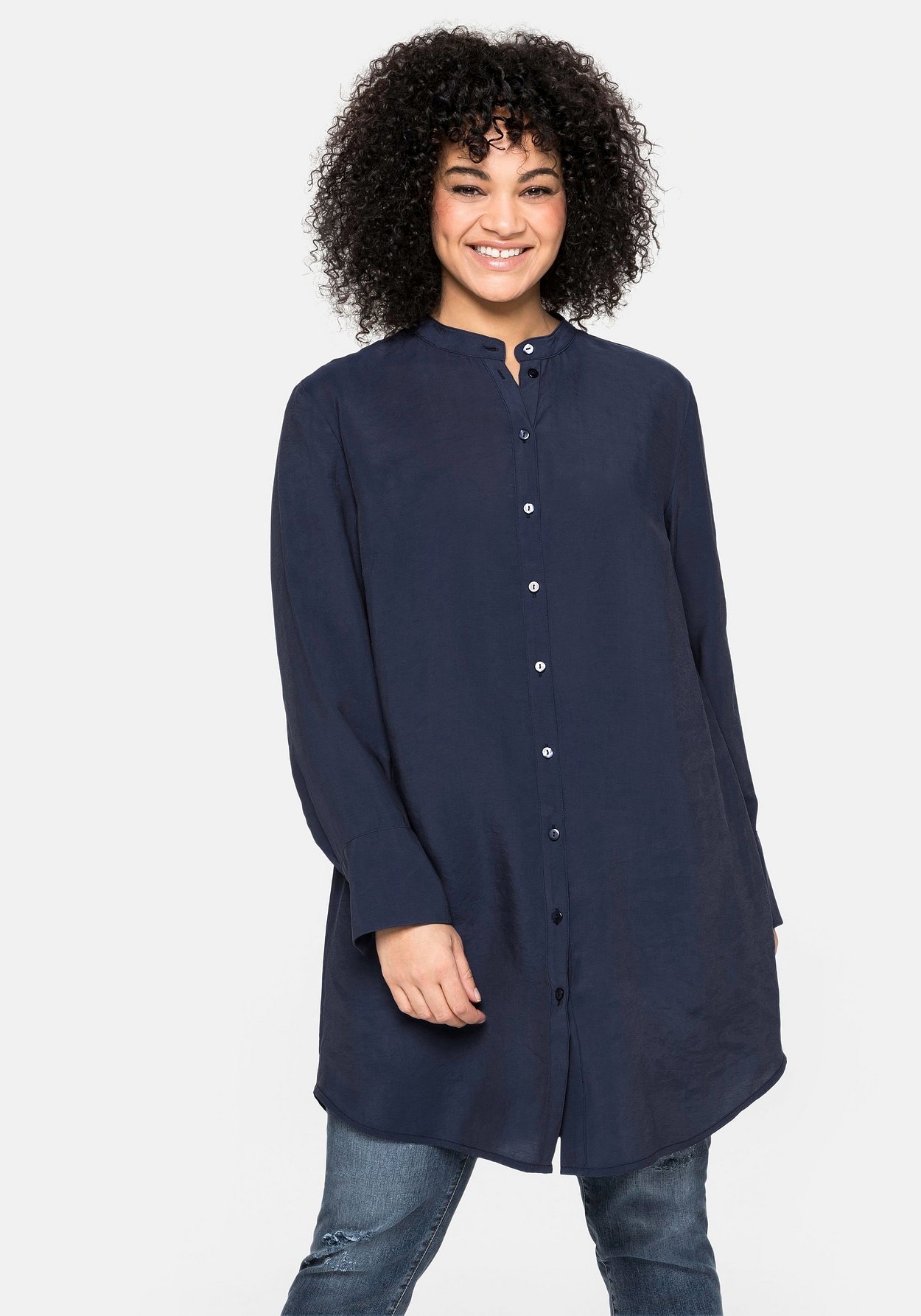 Sheego Longbluse »Longbluse mit Raffung am Rückenteil«, mit Raffung am Rückenteil