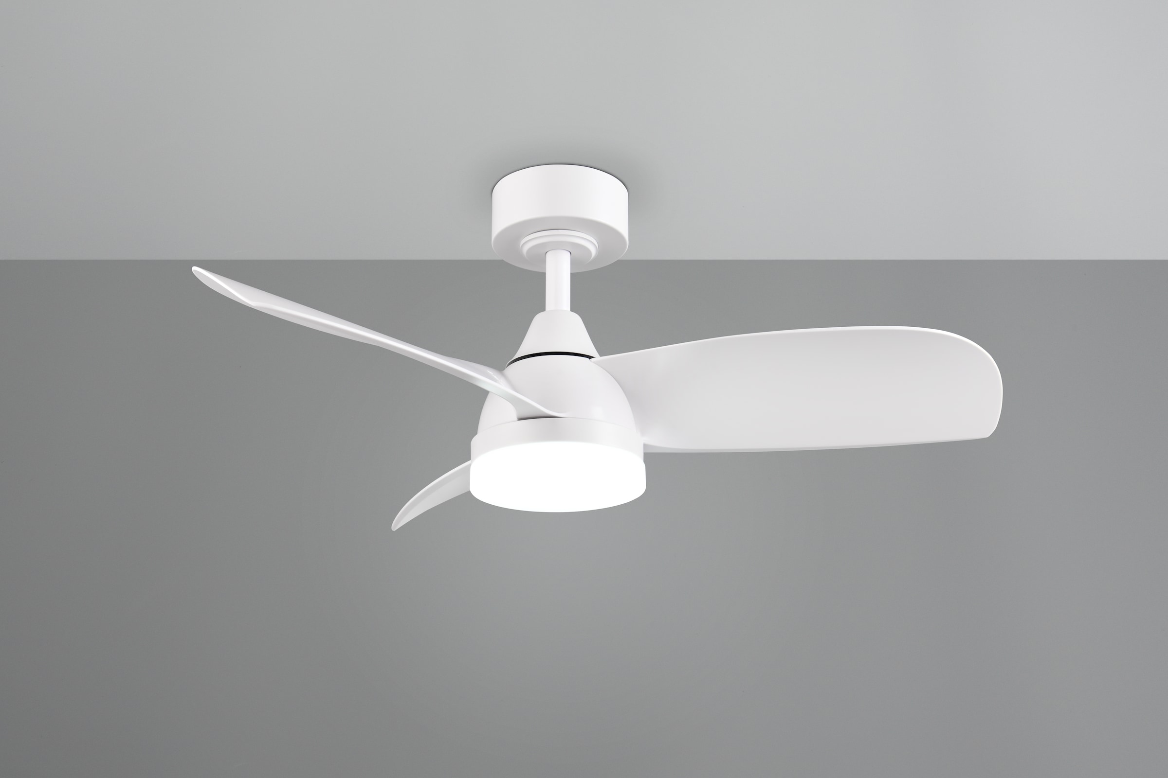 REALITY Leuchten LED Deckenleuchte »HELSINKI mit Ventilator, Deckenventilator mit Licht inkl Fernbedienung« LED-Board 1 Stk. warmweiß - kaltweiß 6 Geschwindigkeiten höhenverstellbar Vor-& Rücklauf dimmbar Nachtlicht