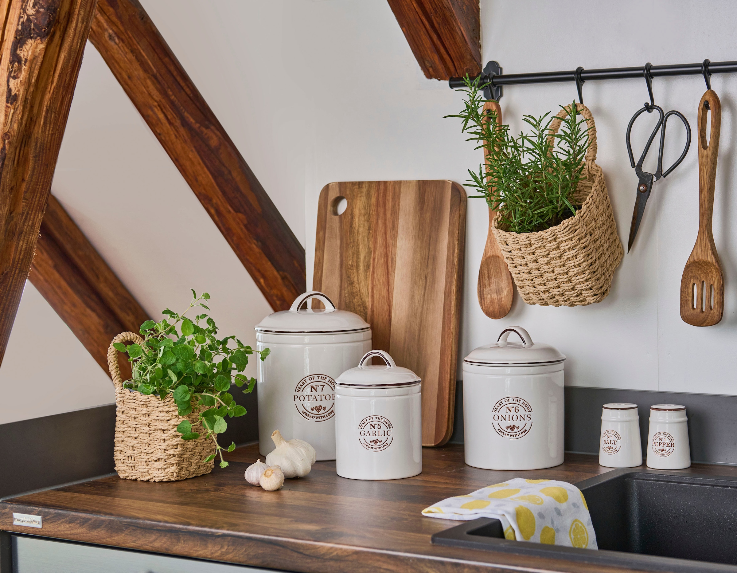 Zeller Present Vorratsdose »Onions«, (1 tlg.), für Zwiebeln, 1620 ml