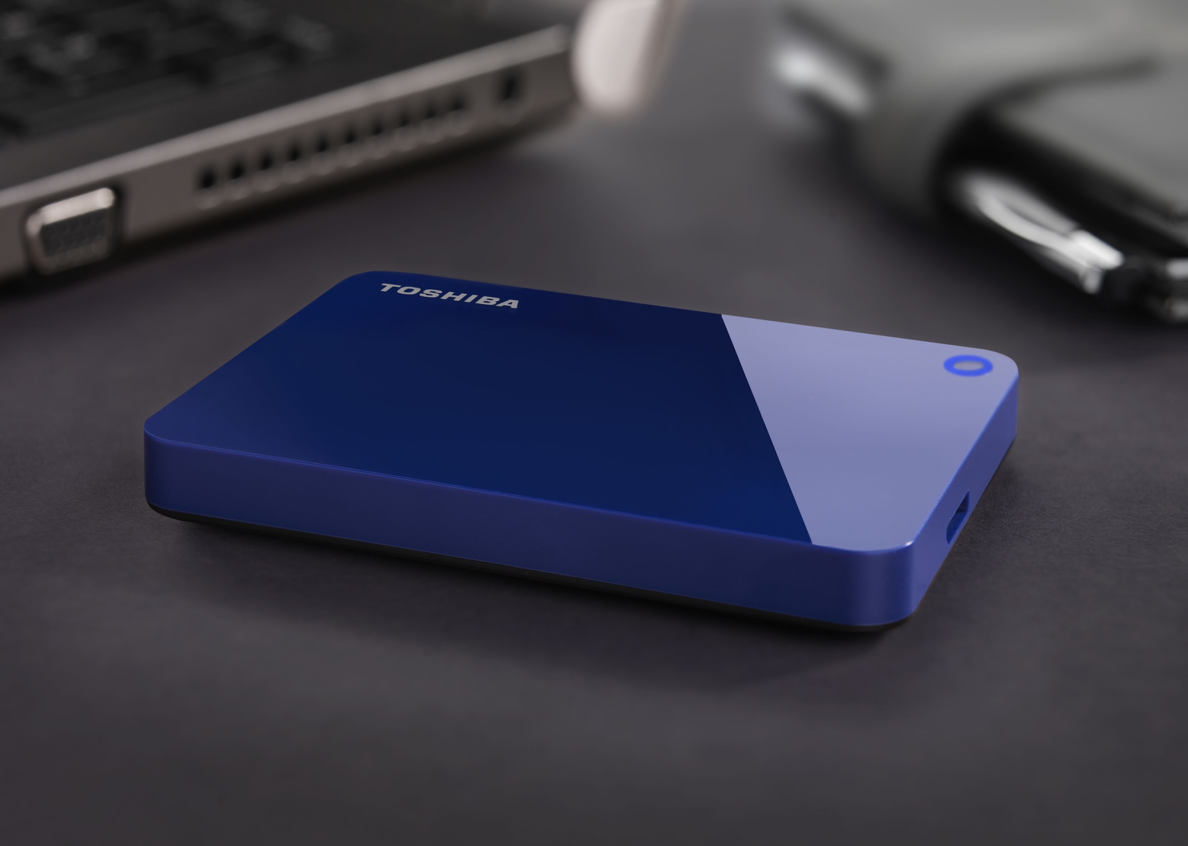 Toshiba externe HDD-Festplatte »Canvio Advance 1TB Blue«, 2,5 Zoll,  Anschluss USB ➥ 3 Jahre XXL Garantie | UNIVERSAL