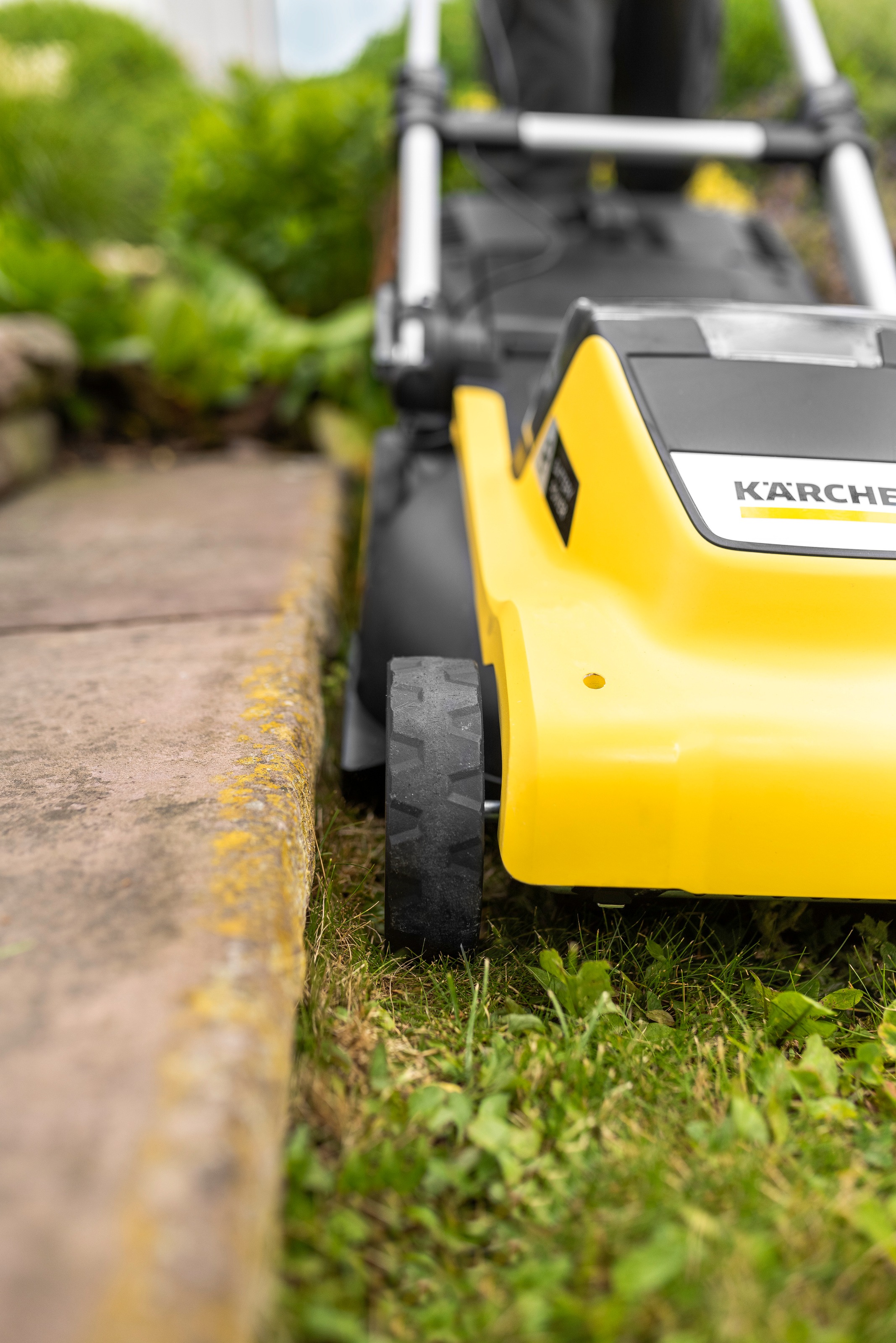 KÄRCHER Akkurasenmäher »LMO 5-18 Dual Battery Set«, inkl. Akkus und Ladegerät