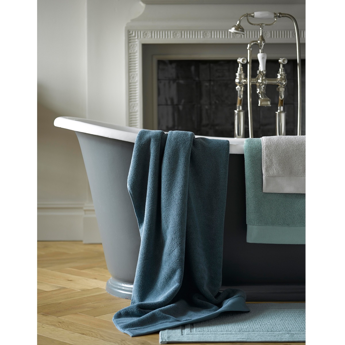 Christy Duschtücher »LUXE« Luxus Duschtücher in Premium Qualität mit 730g/m², 76x137cm, 2er Set