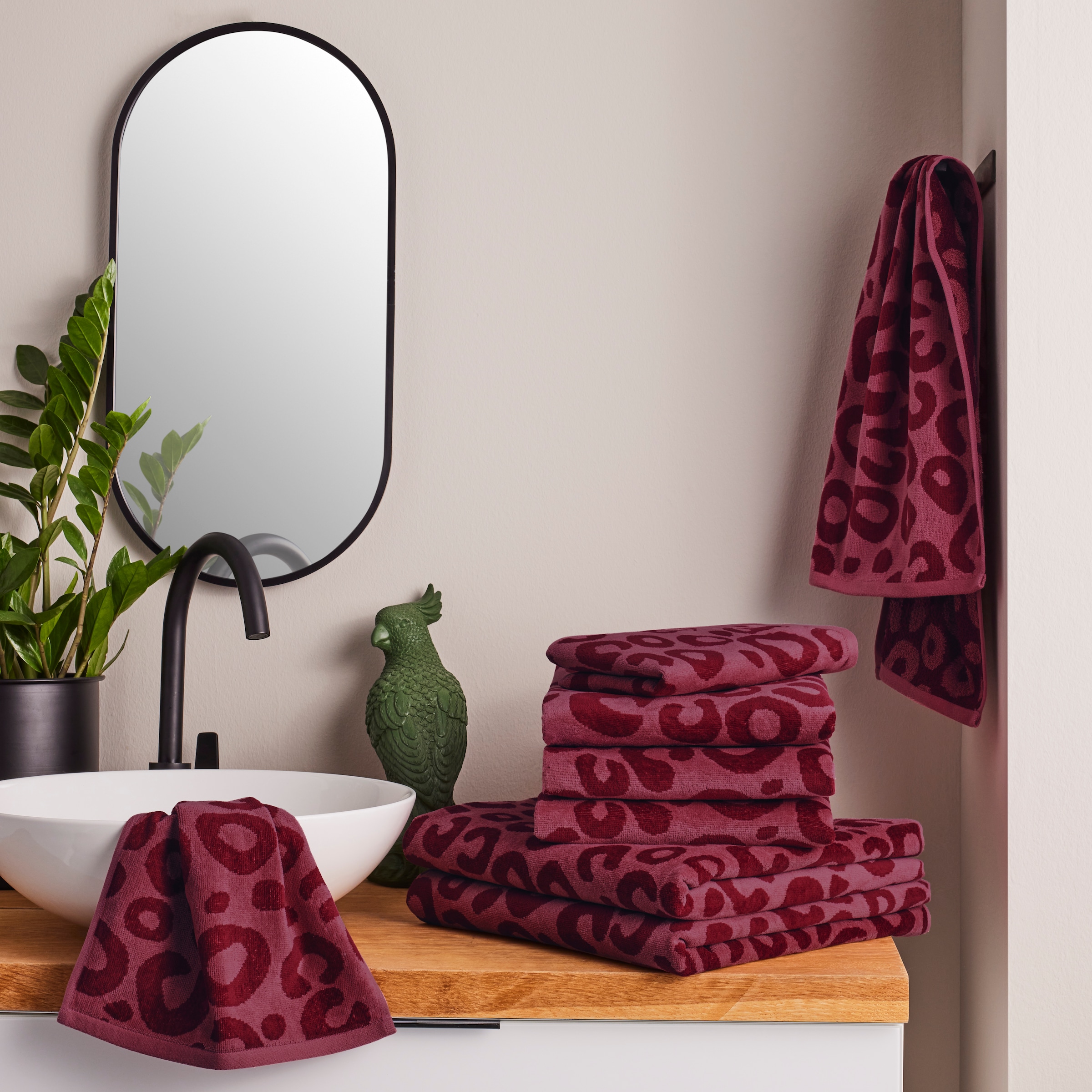 my home Handtuch Set »Anna Leopardmuster, 8-tlg Handtuch-Set, 100% Baumwolle« Set 8 Frottiervelours Duschtücher, Handtücher und Gästetücher, weich, saugstark, modern, Leo