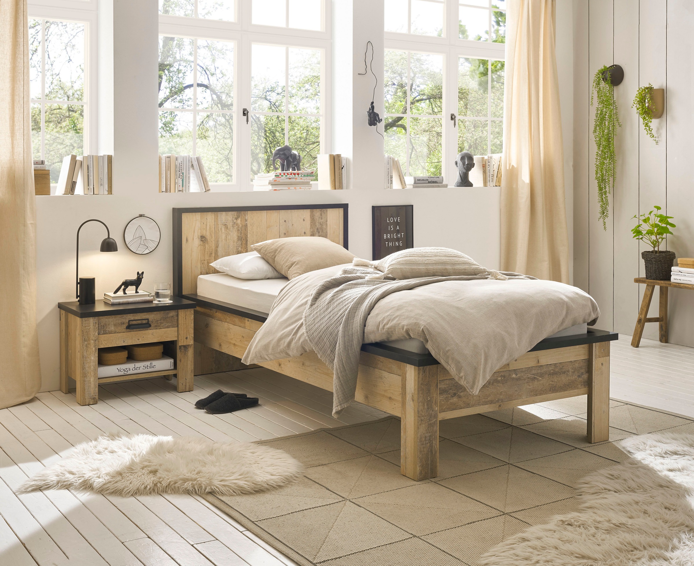 Home affaire Bettanlage »SHERWOOD« 2 Stk. tlg. Liegefläche Bett 90x200cm, Nachttisch mit 1 Schublade