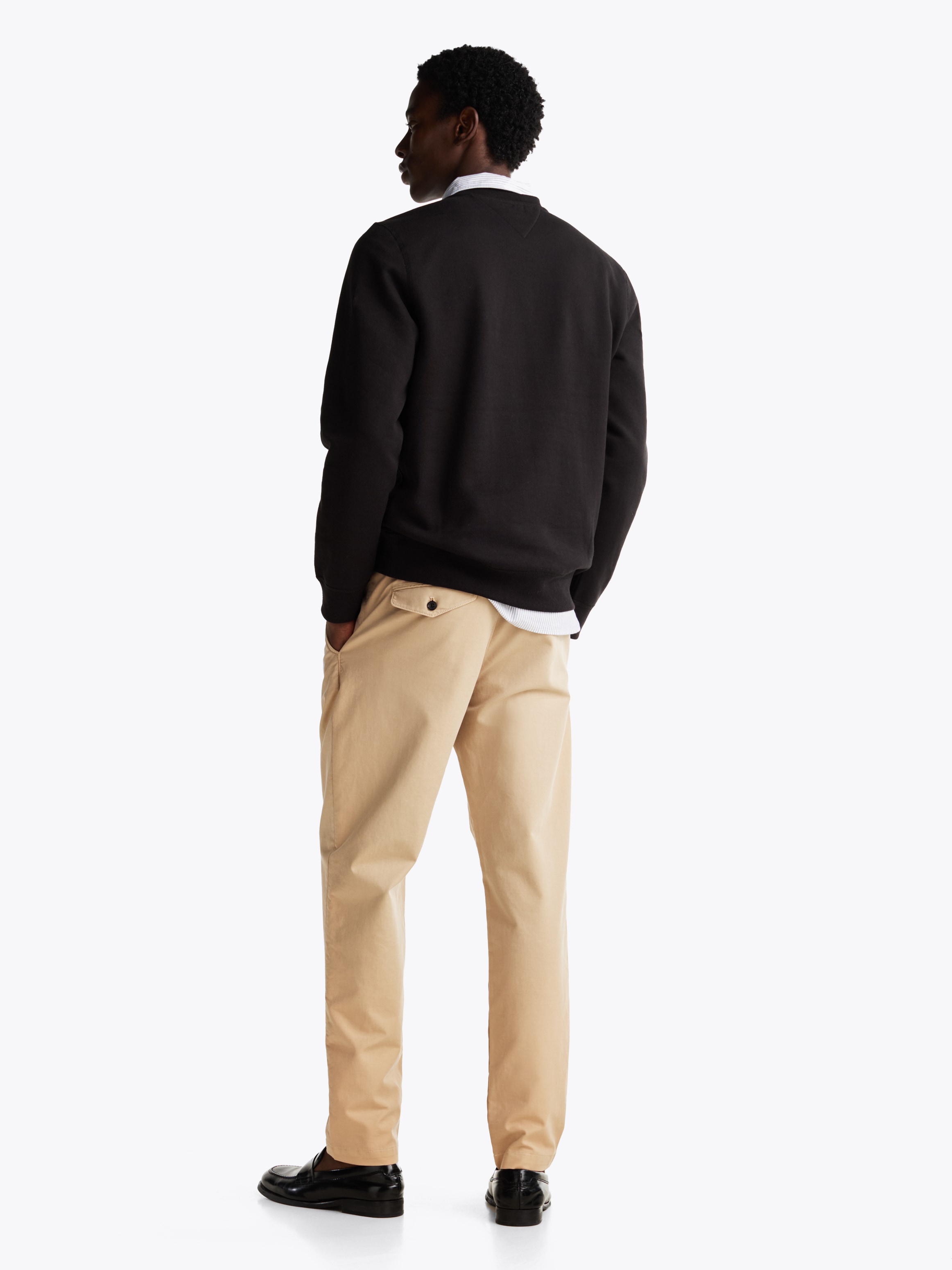 Tommy Hilfiger Sweatshirt »ESSENTIAL FLEECE CREWNECK«, mit Tommy Hilfiger Logostickerei