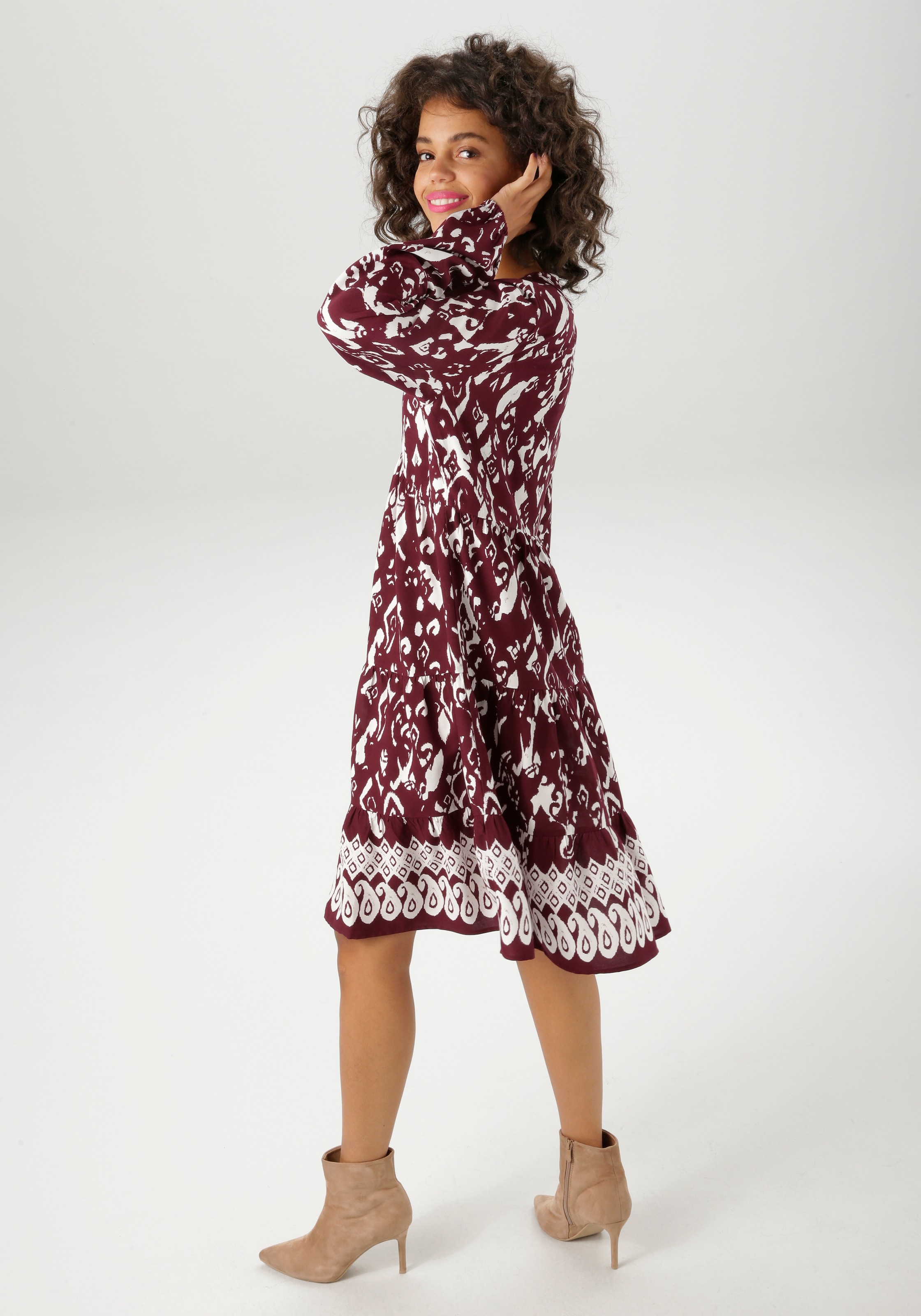 Aniston CASUAL Tunikakleid mit kunstvollem Druck und Bordüre am Saum - NEUE KOLLEKTION