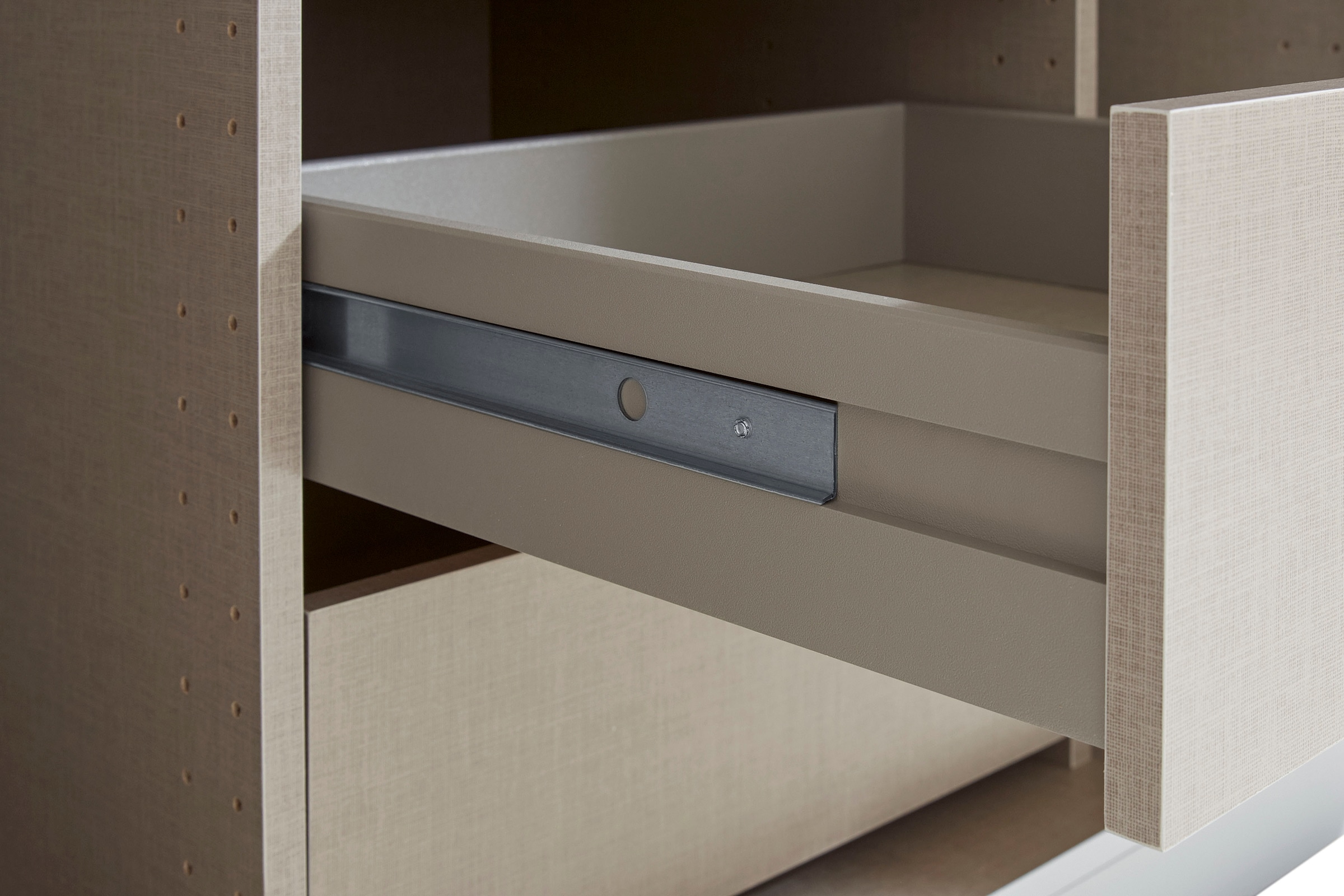 rauch Drehtürenschrank »Kleiderschrank Schrank Garderobe TOPSELLER OTELI inkl. Inneneinteilung«, mit 3 Innenschubladen extra Böden optional mit Spiegel MADE IN GERMANY