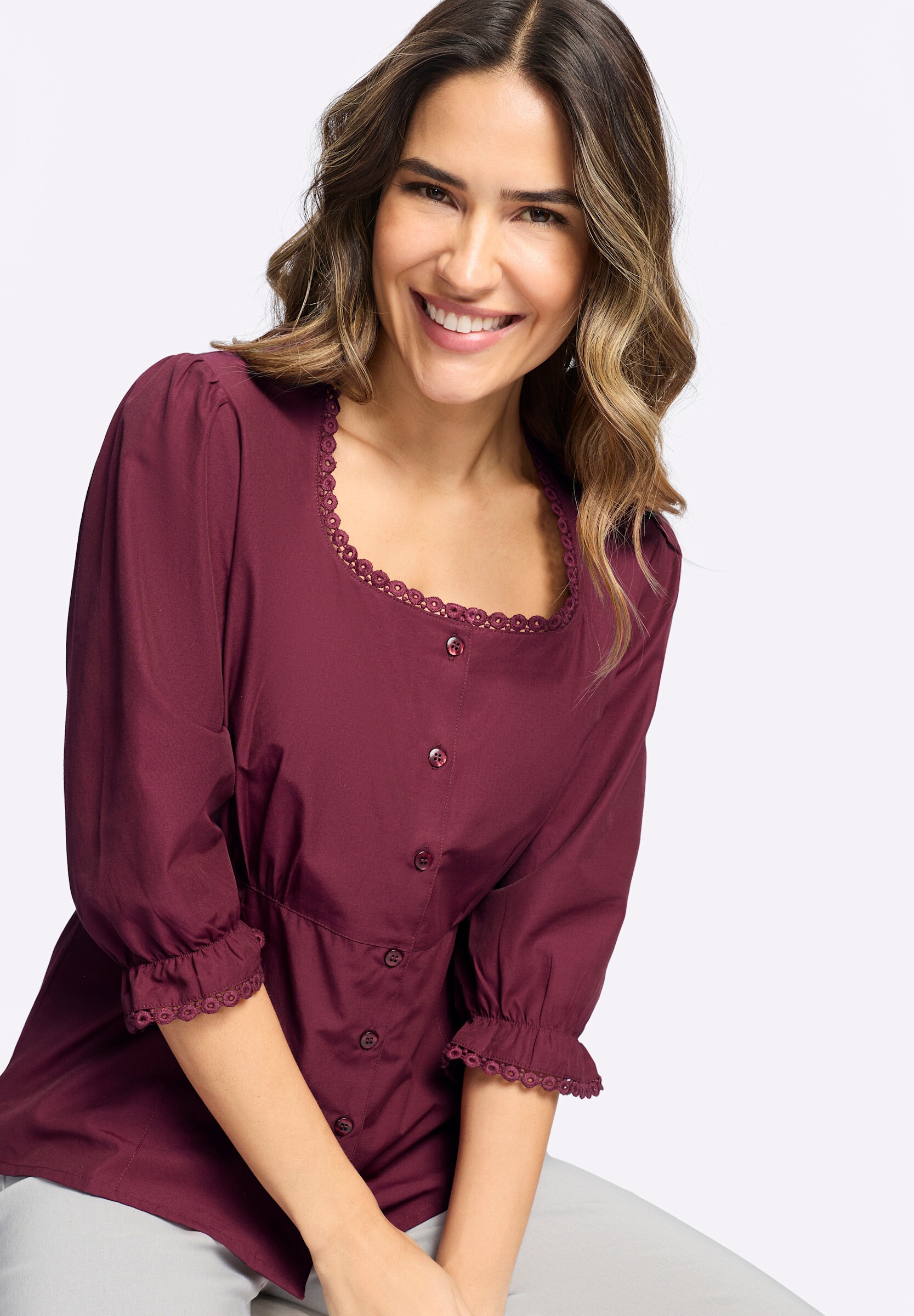 Sieh an! Trachtenbluse »3/4-Arm-Bluse Trachtenbluse mit 3/4-langen Puffärmeln«