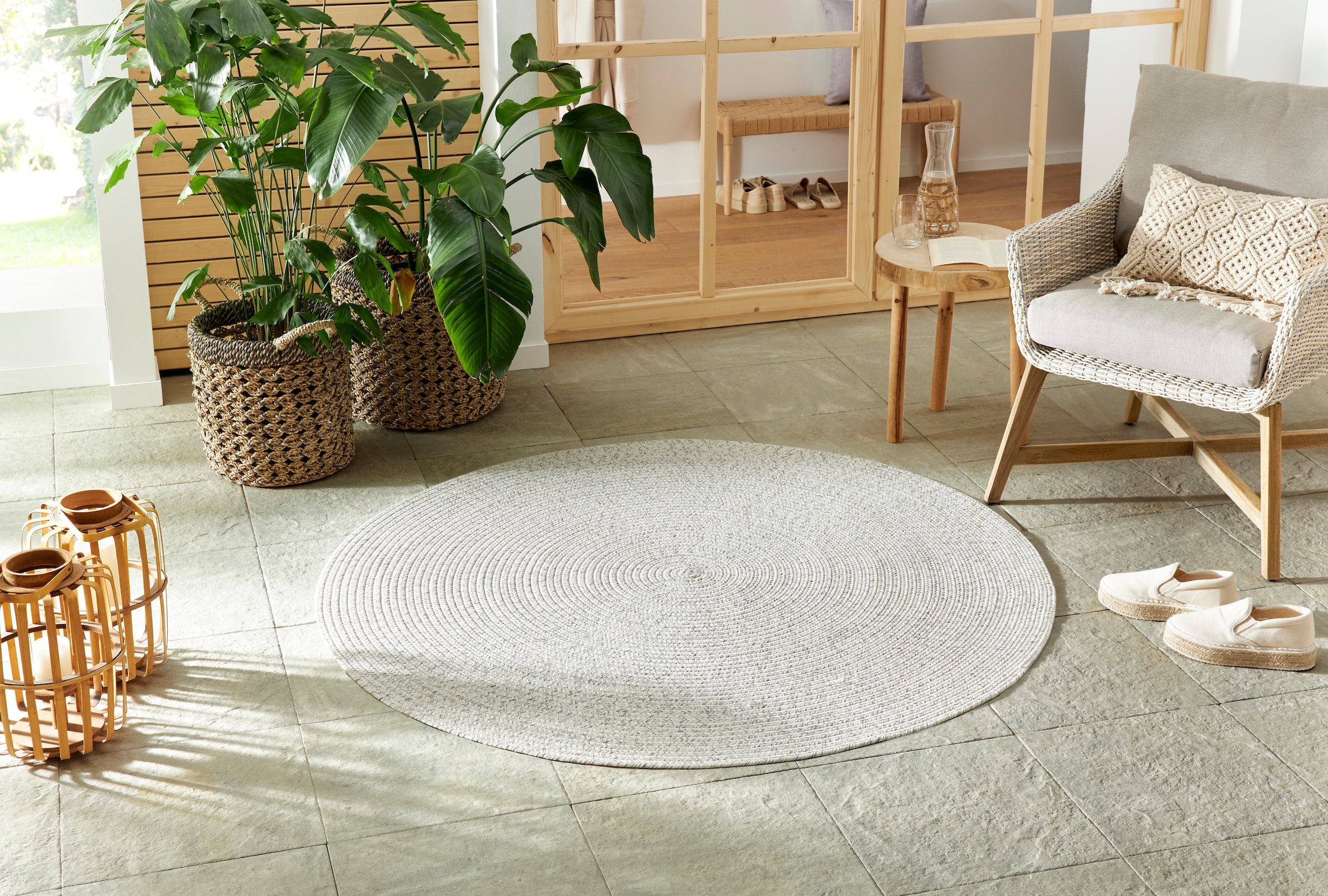 THE RUGS Indoor Outdoor Trenzado Rug Polypropylene Bordered Plain Design in White | Size: 200cm diameter