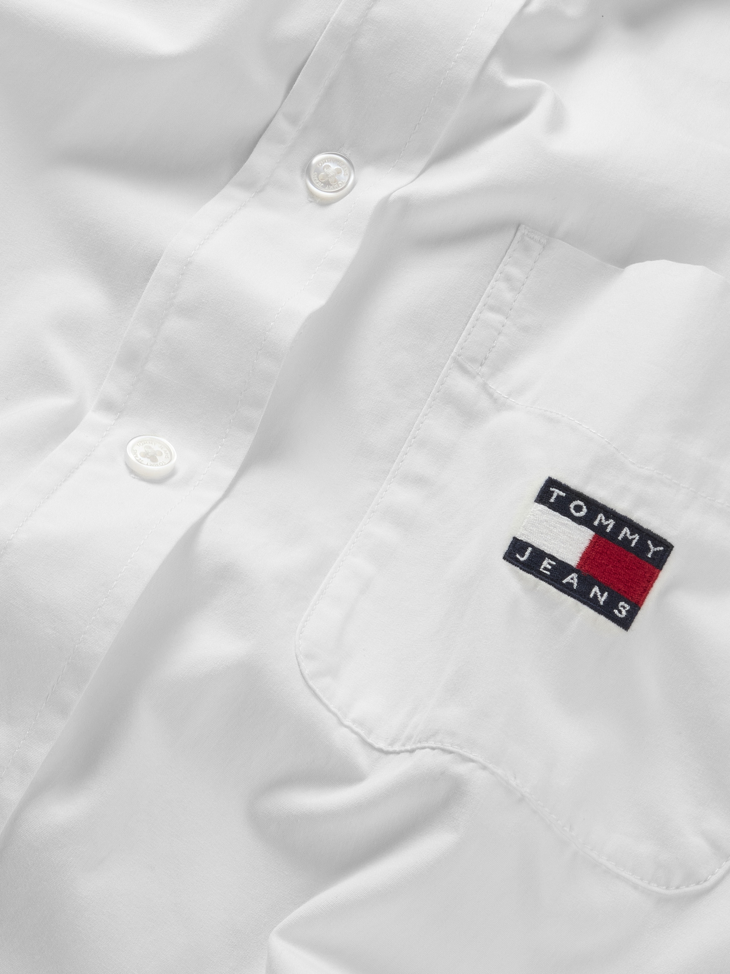 Tommy Jeans Curve Hemdbluse »TJW OVS BADGE POPLIN SHIRT EXT«, in Großen Größen, Popeline, Langarm, Badge