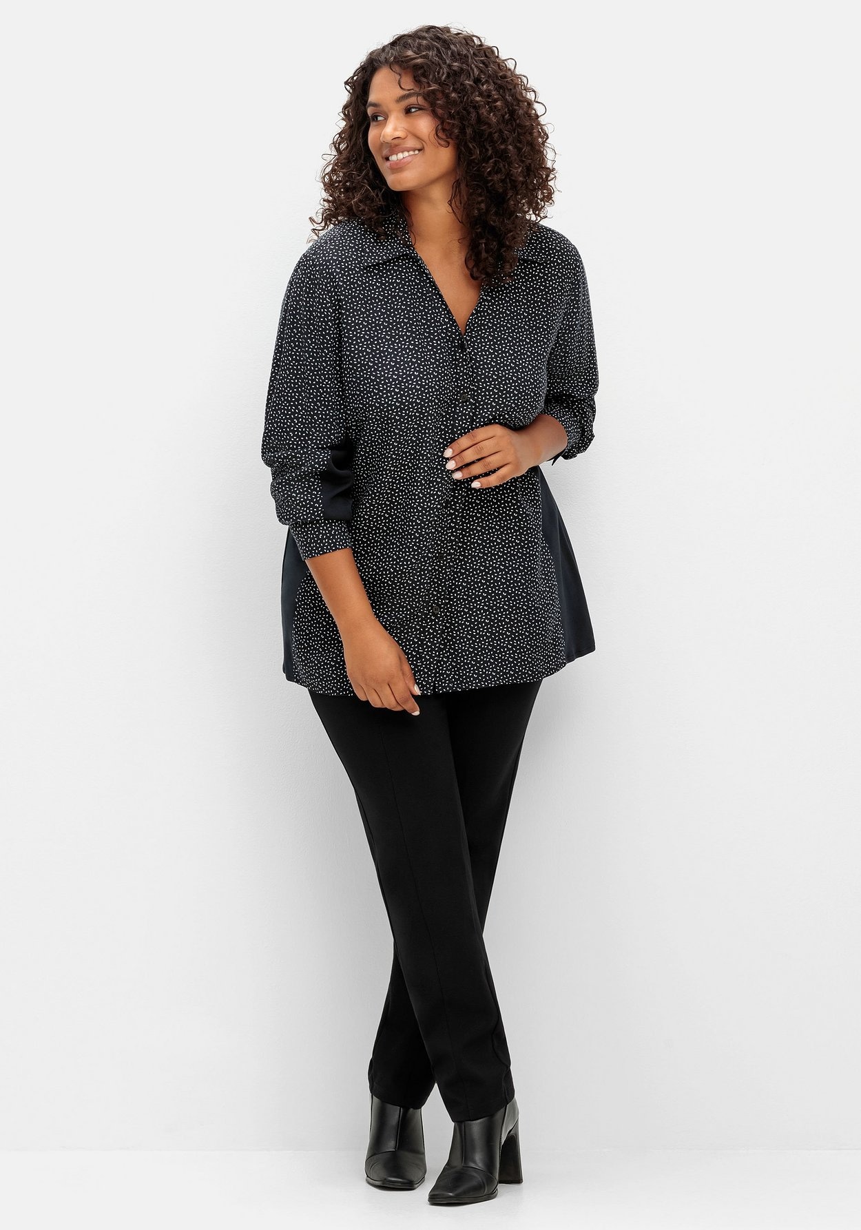 Sheego Druckbluse »Bluse mit Print und elastischen Einsätzen«