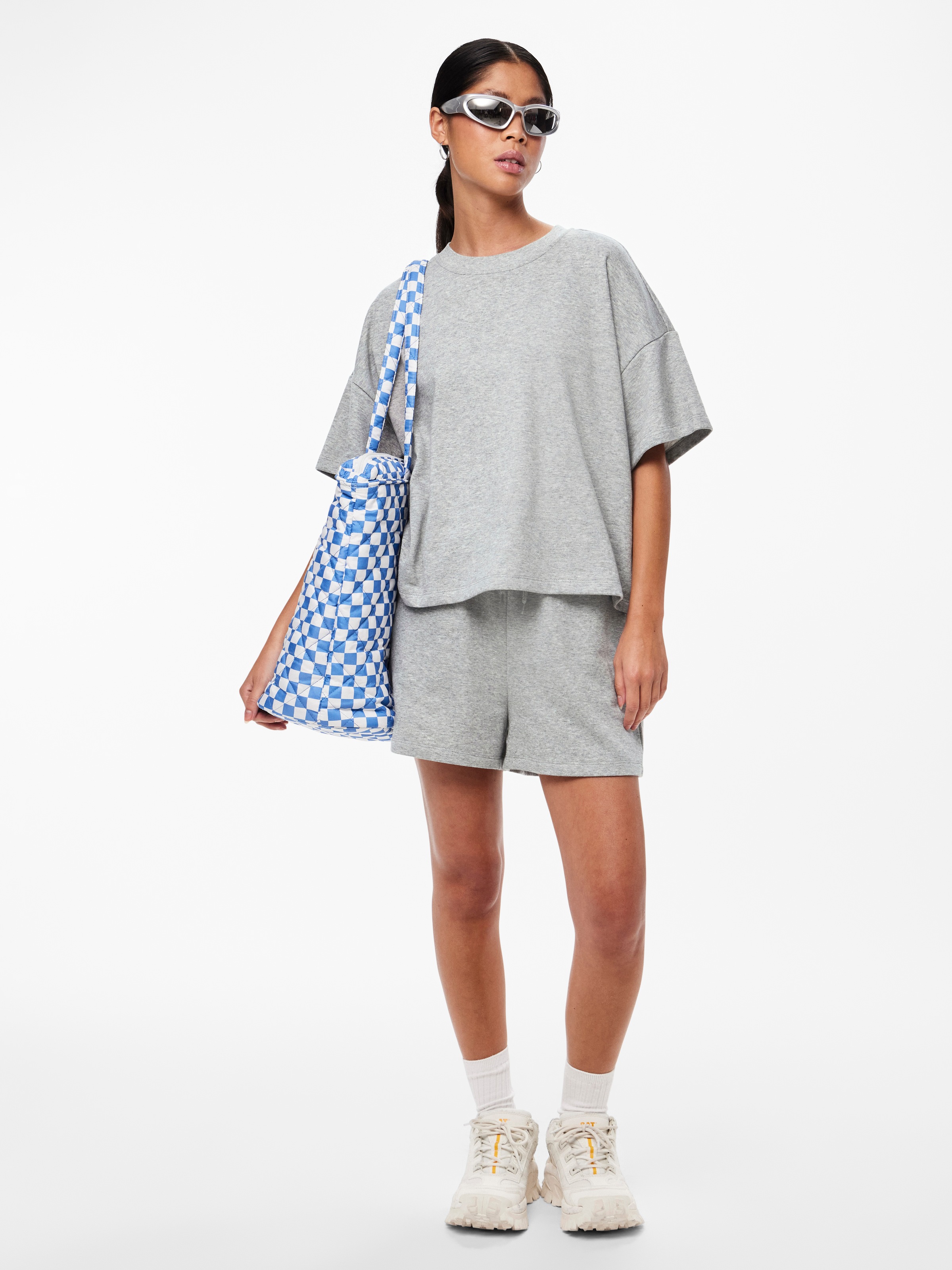 pieces Sweatshirt »PCCHILLI SUMMER 2/4 LOOSE SWEAT NOOS BC«