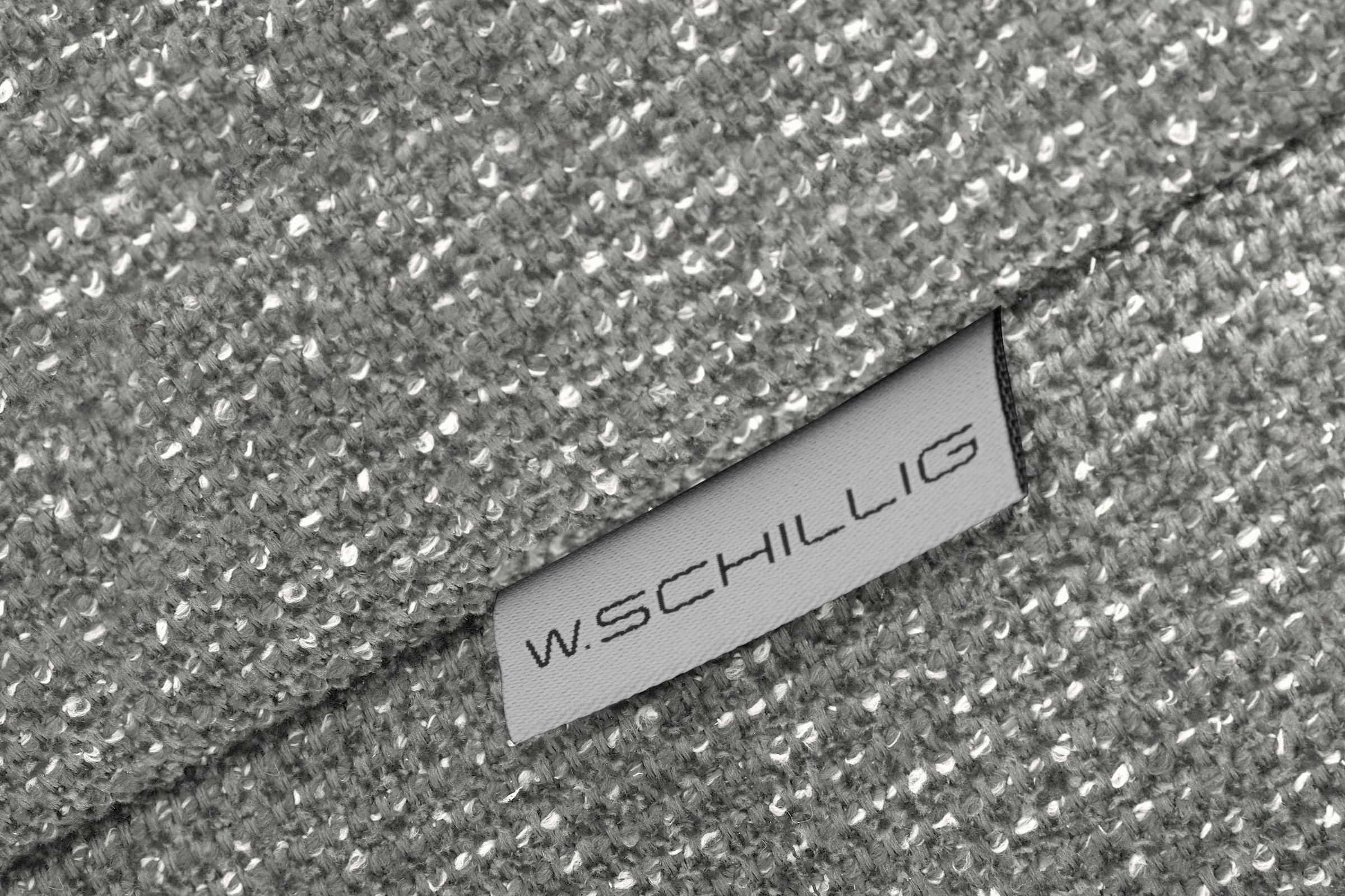 W.SCHILLIG 2-Sitzer »finn wahlw. mit Sitztiefenverstellung & Kopfstützenverstellung, bequem« German Design Award 2016, Fußgestell Nussbaum natur, Breite 210 cm