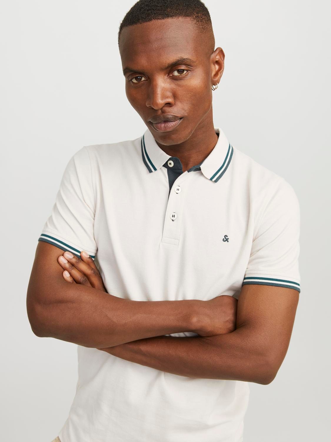 Jack & Jones Poloshirt »JJEPAULOS POLO SS NOOS«, mit Logo Stickerei