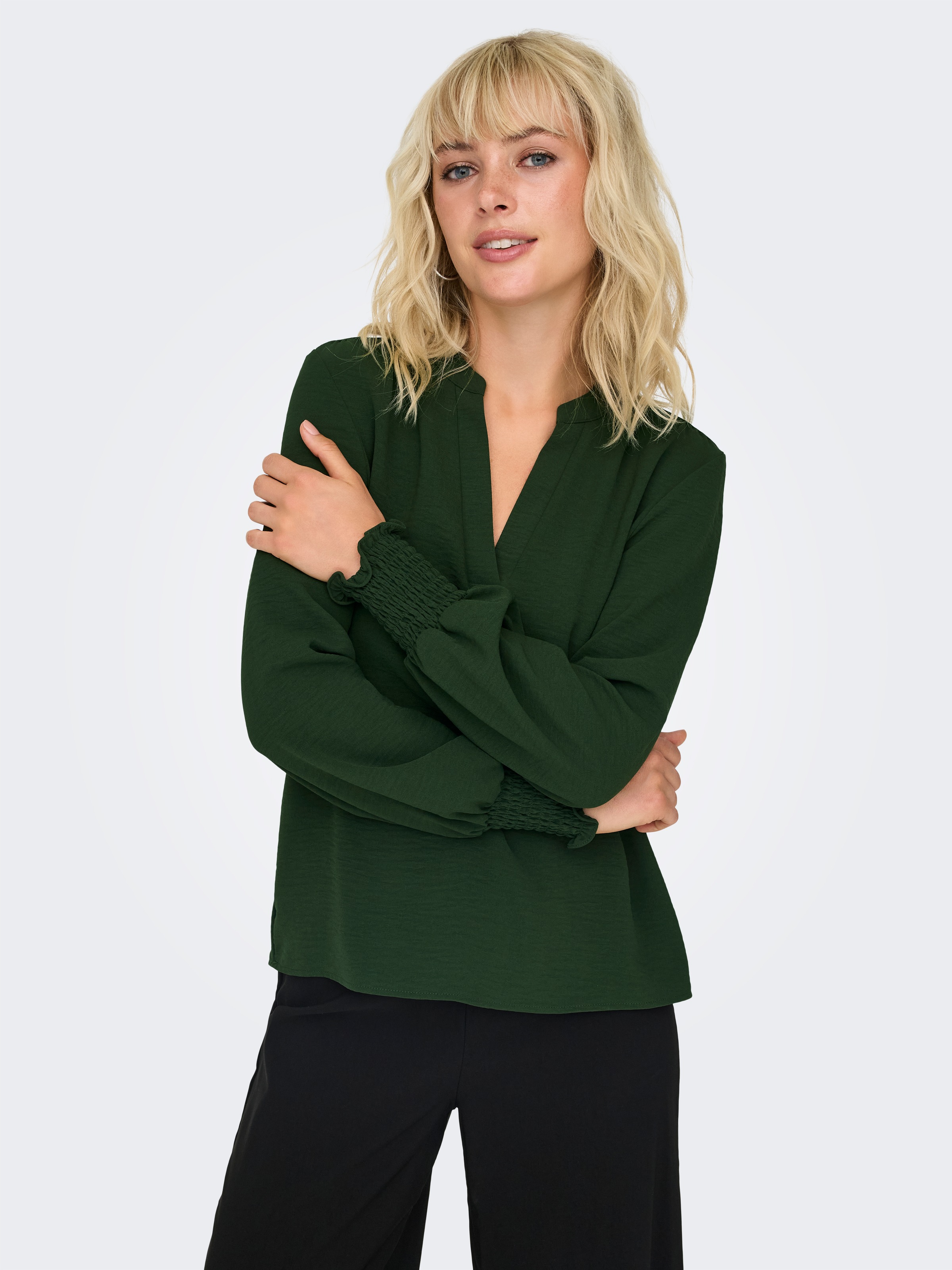 ONLY Blusenshirt »ONLMETTE V-NECK LS SMOCK TOP NOOS WVN«