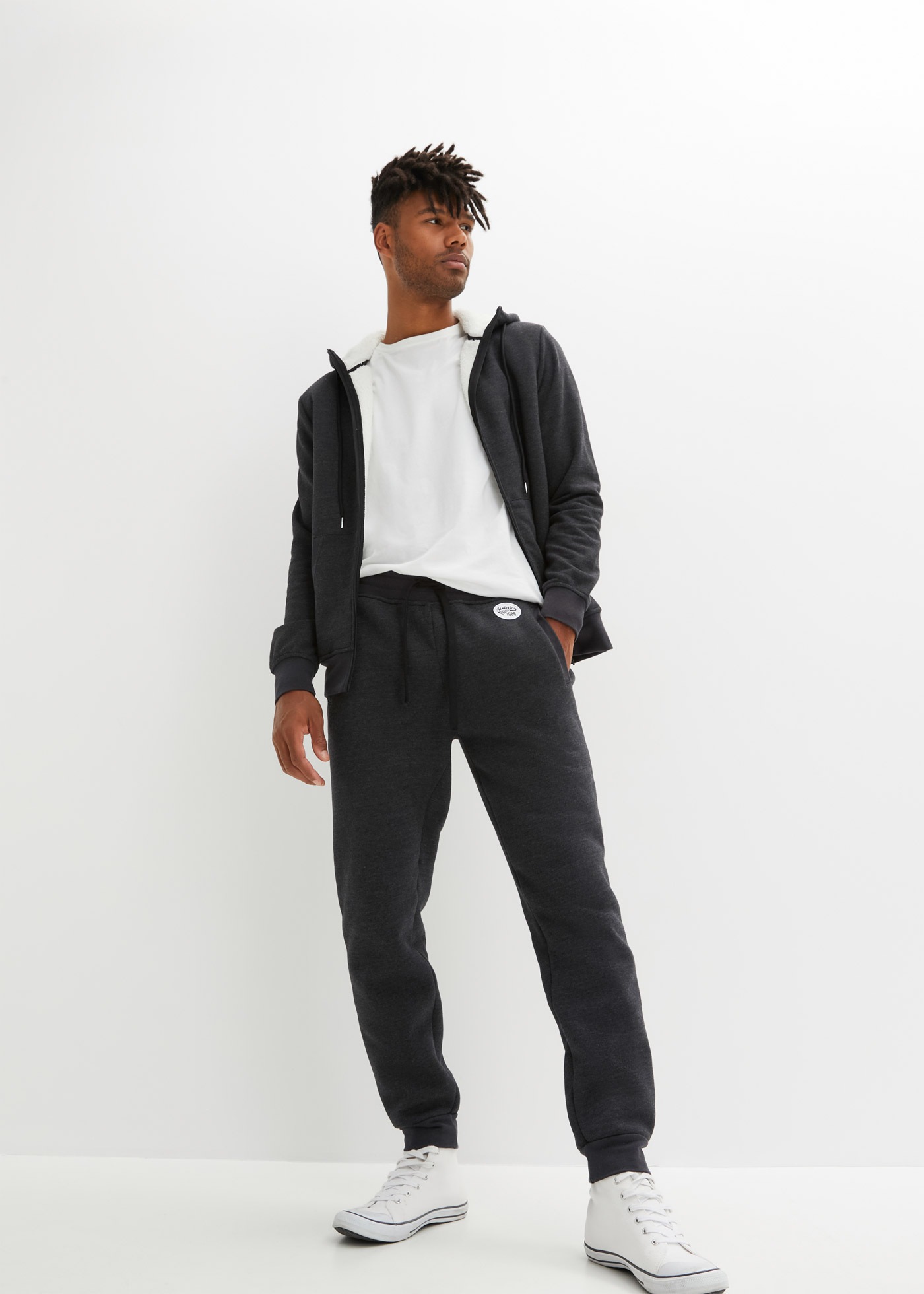 bonprix Sweathose  aus Baumwolle, Polyester und Elasthan, mit Teddyfutter, Regular Fit