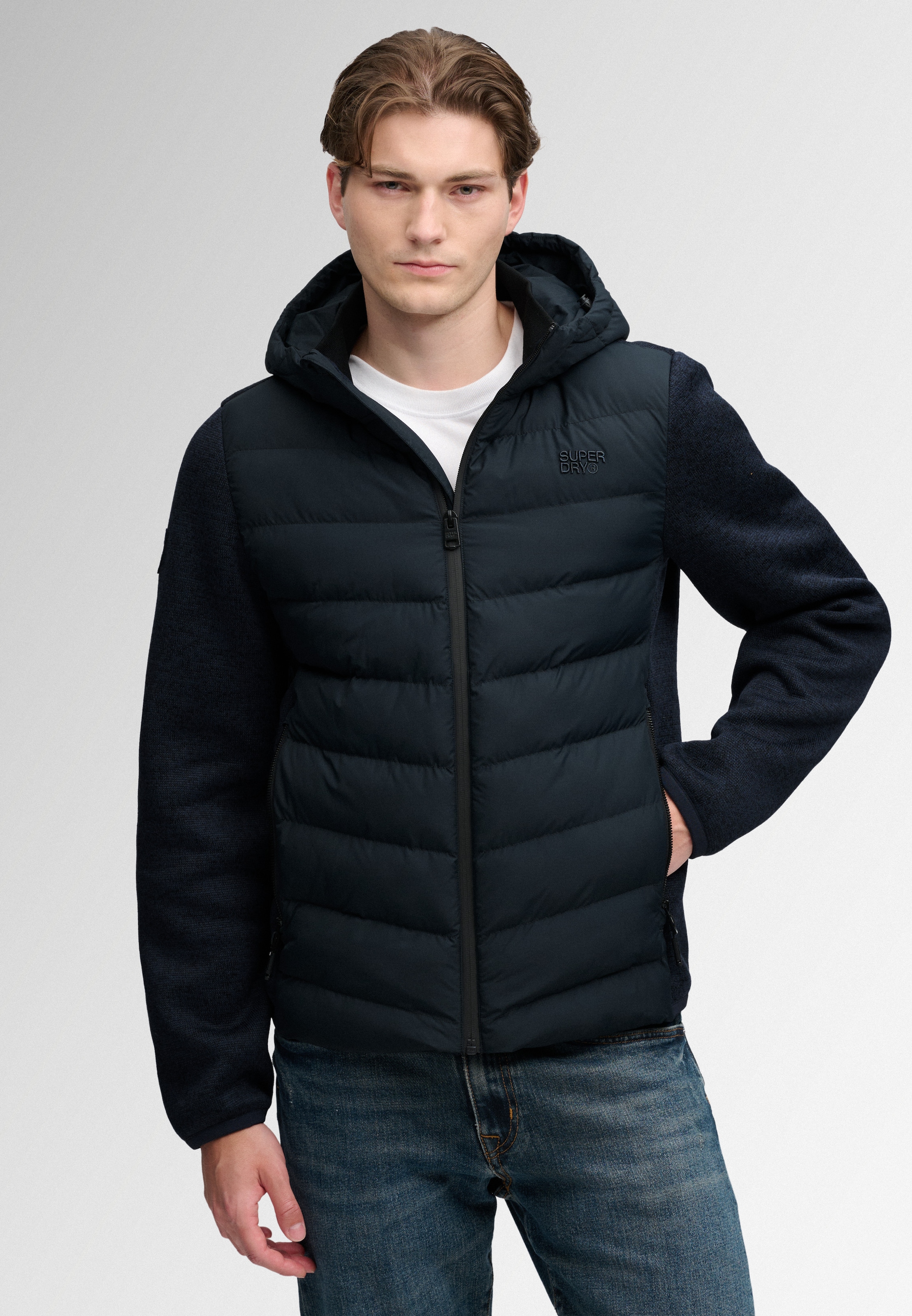 Superdry Hybridjacke »HOODED STORM KNIT HYBRID JKT« mit Kapuze Kunstfaser, slim fit