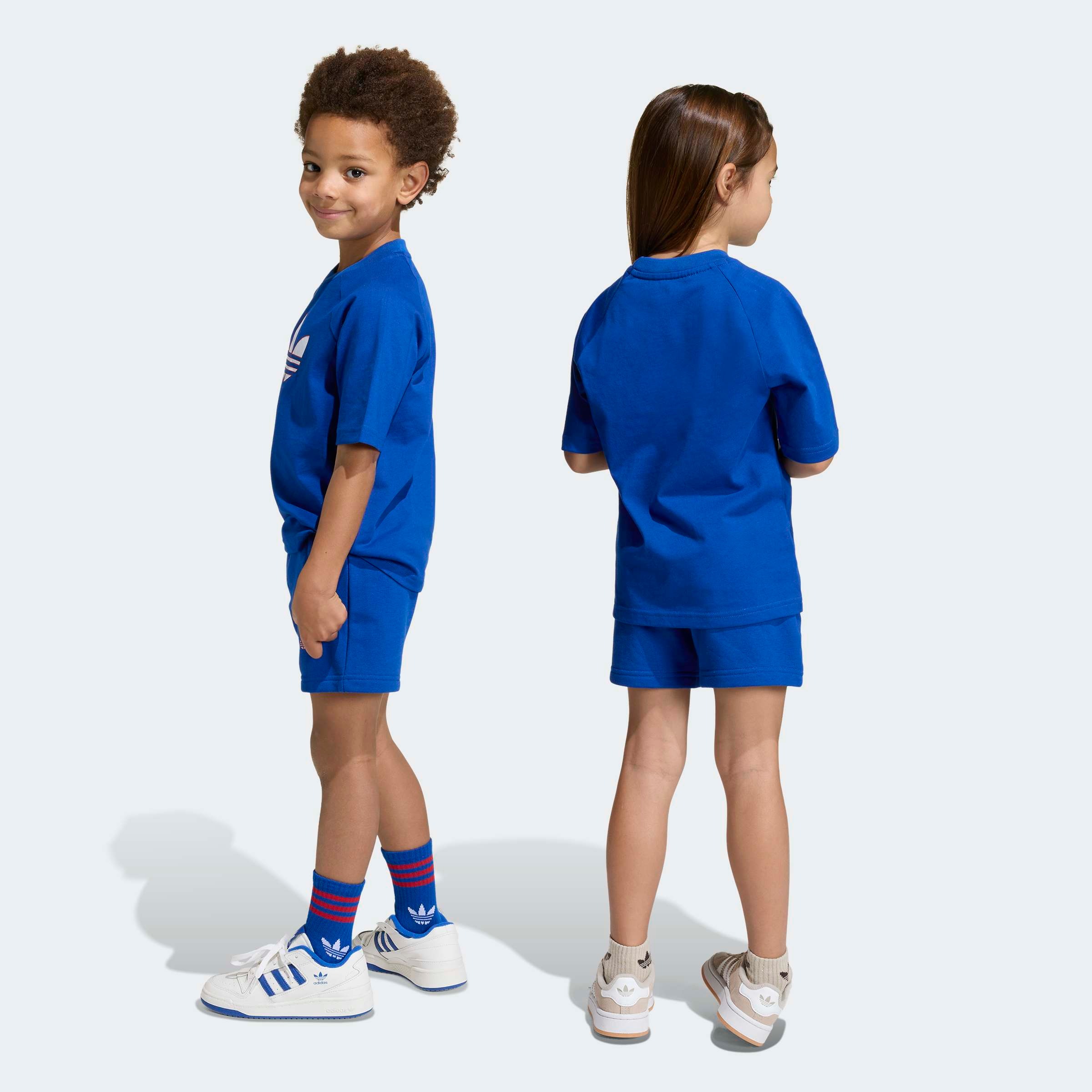 adidas Originals Trainingsanzug »LOCKERES KURZES -SET MIT TREFOIL« 2 tlg.