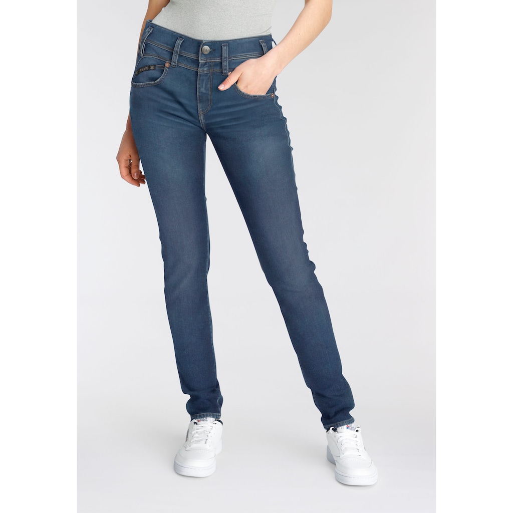 Herrlicher Slim-fit-Jeans »PEARL SLIM REUSED«, Nachhaltige Premium-Qualität enthält recyceltes Material