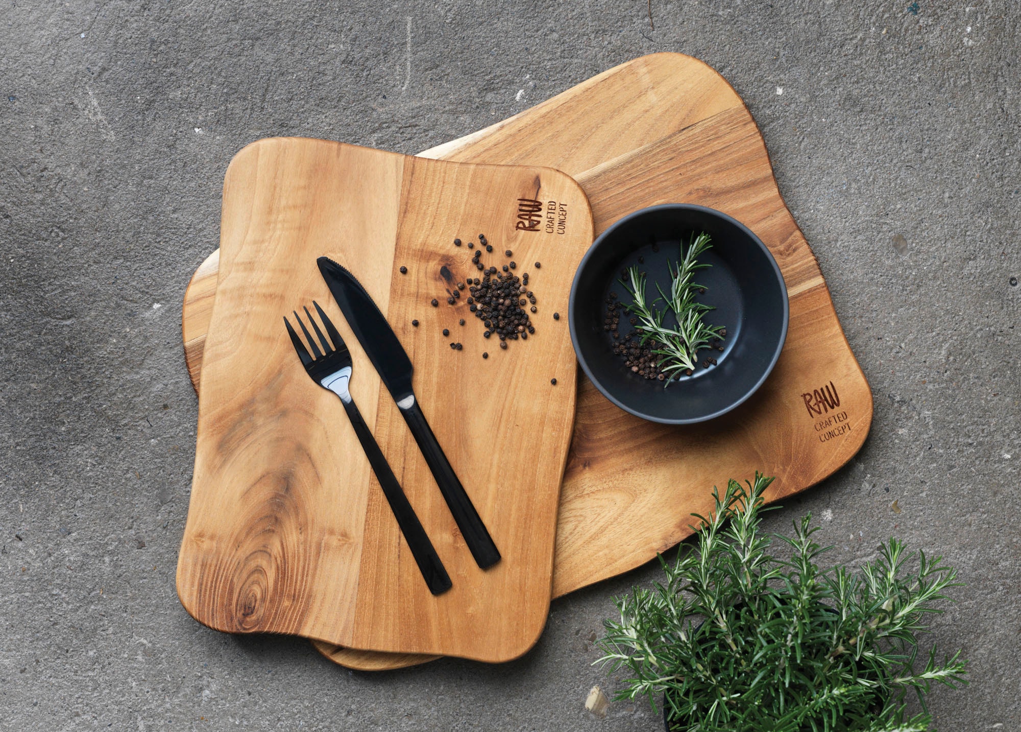 aida RAW Schneidebrett »RAW Teak«, organische Form, jedes Stückein Unikat