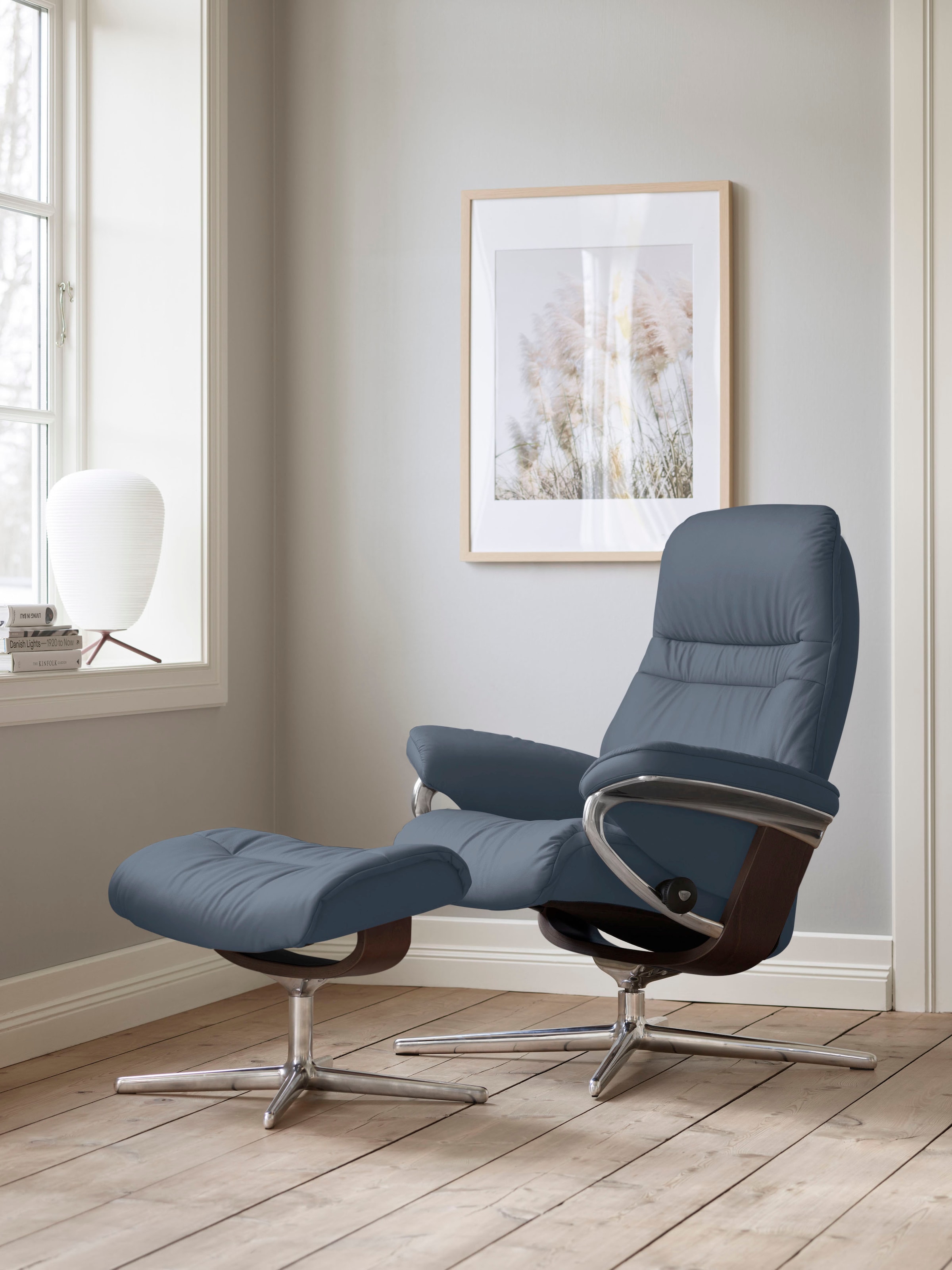 Stressless® Relaxsessel »Sunrise«, (Set, Relaxsessel mit Hocker), mit Hocker, mit Cross Base, Größe S, M & L, Holzakzent Braun