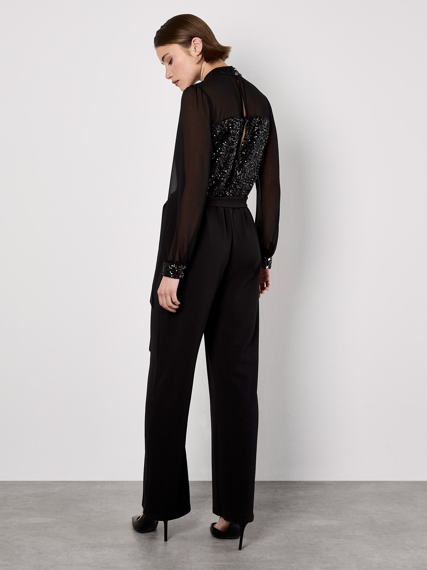 Apricot Jumpsuit »Jumpsuit mit Paillettenverzierung« mit Semitransparenz