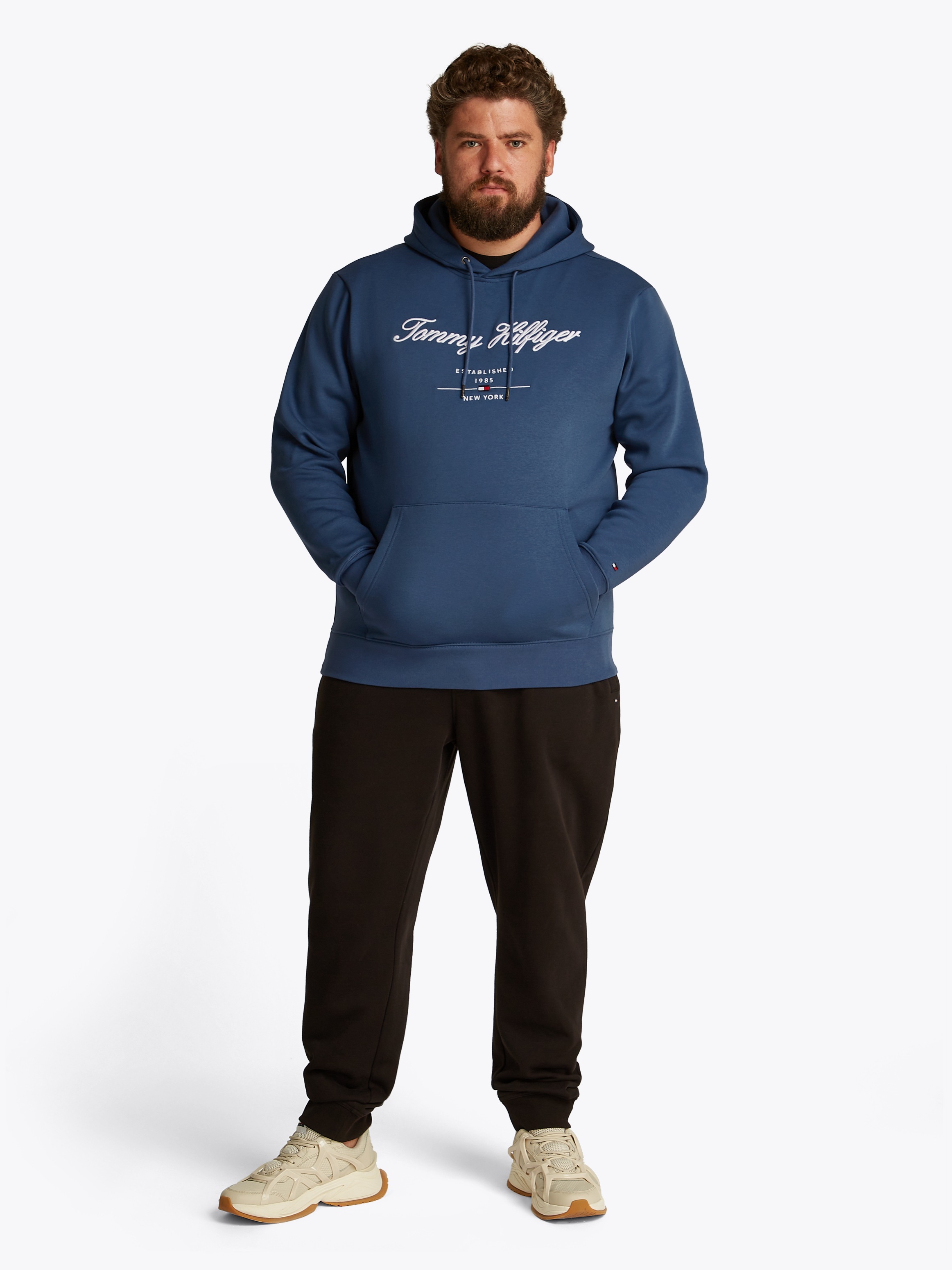 Tommy Hilfiger Big & Tall Sweatshirt »BT-SCRIPT LOGO HOODY-B«, in Großen Größen, Logostickerei