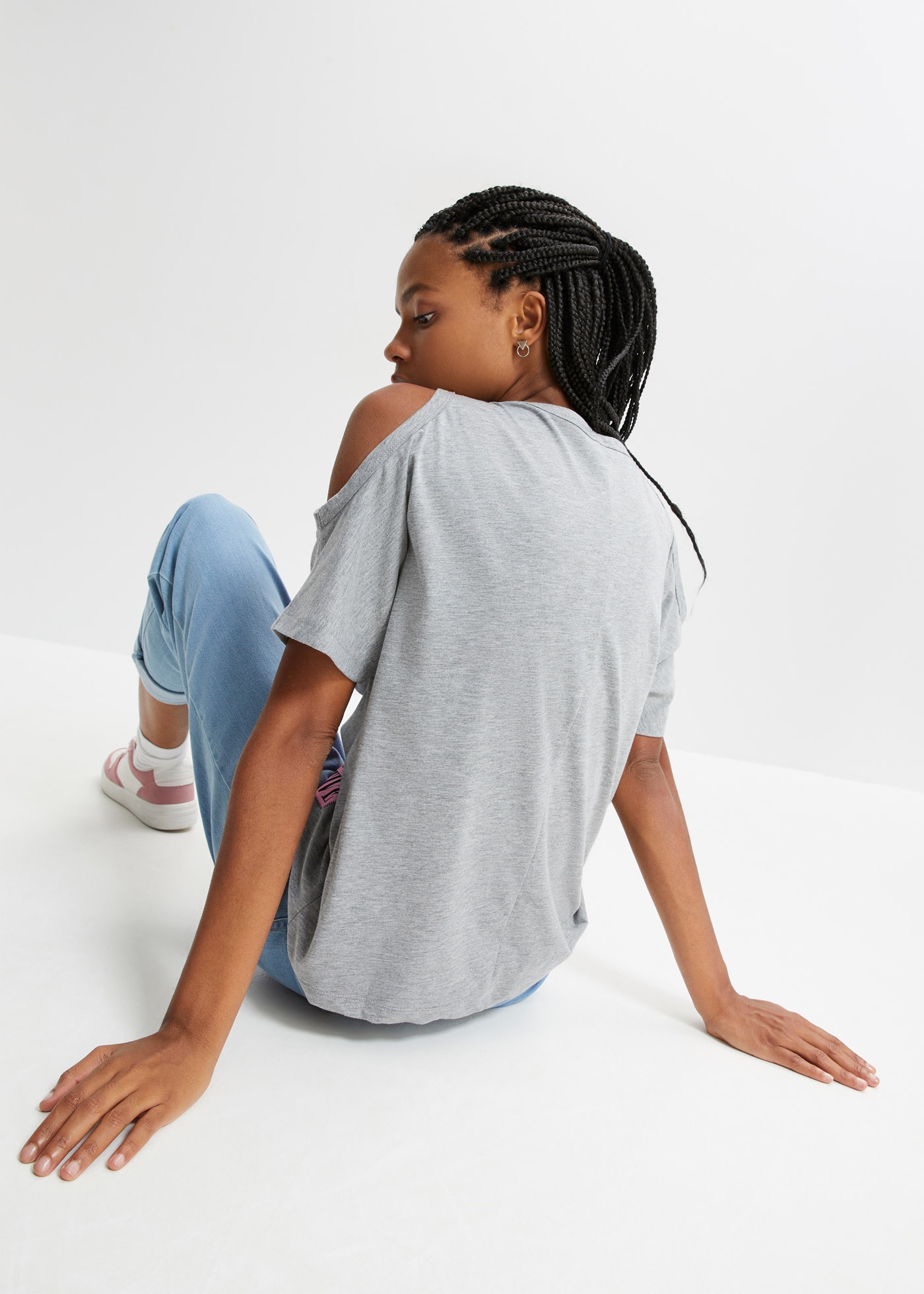 bonprix T-Shirt lockere Passform, Halbarm-Design, Cut-Outs an den Schultern