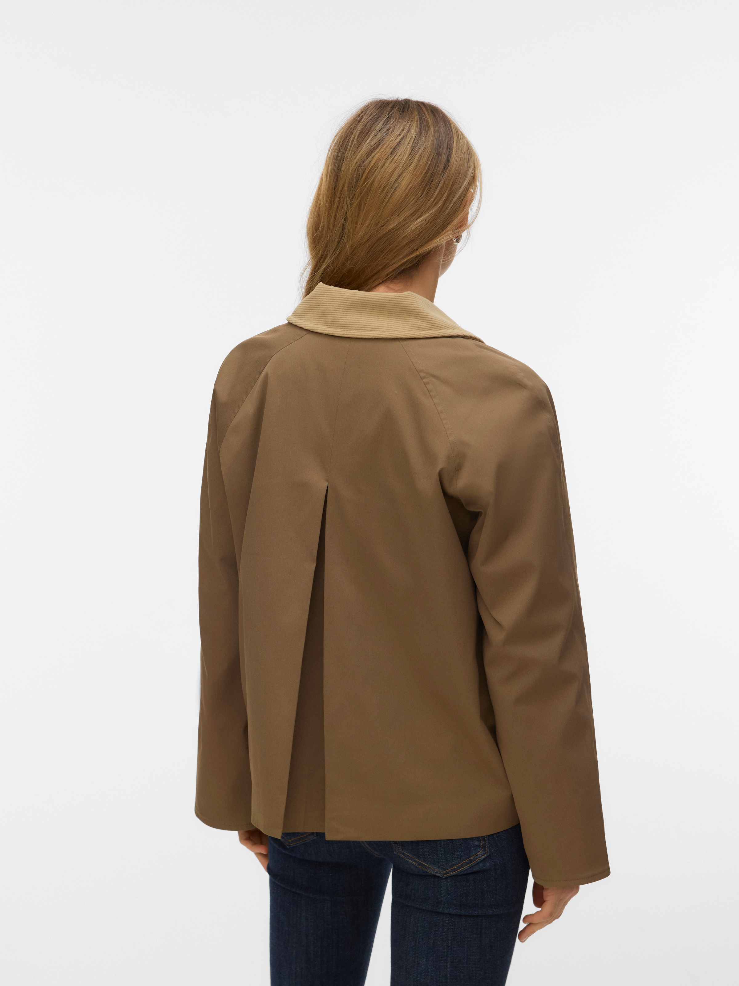 Vero Moda Langjacke »VMCHELSEAFIA SHORT JACKET BOO« mit Kontrastdetails