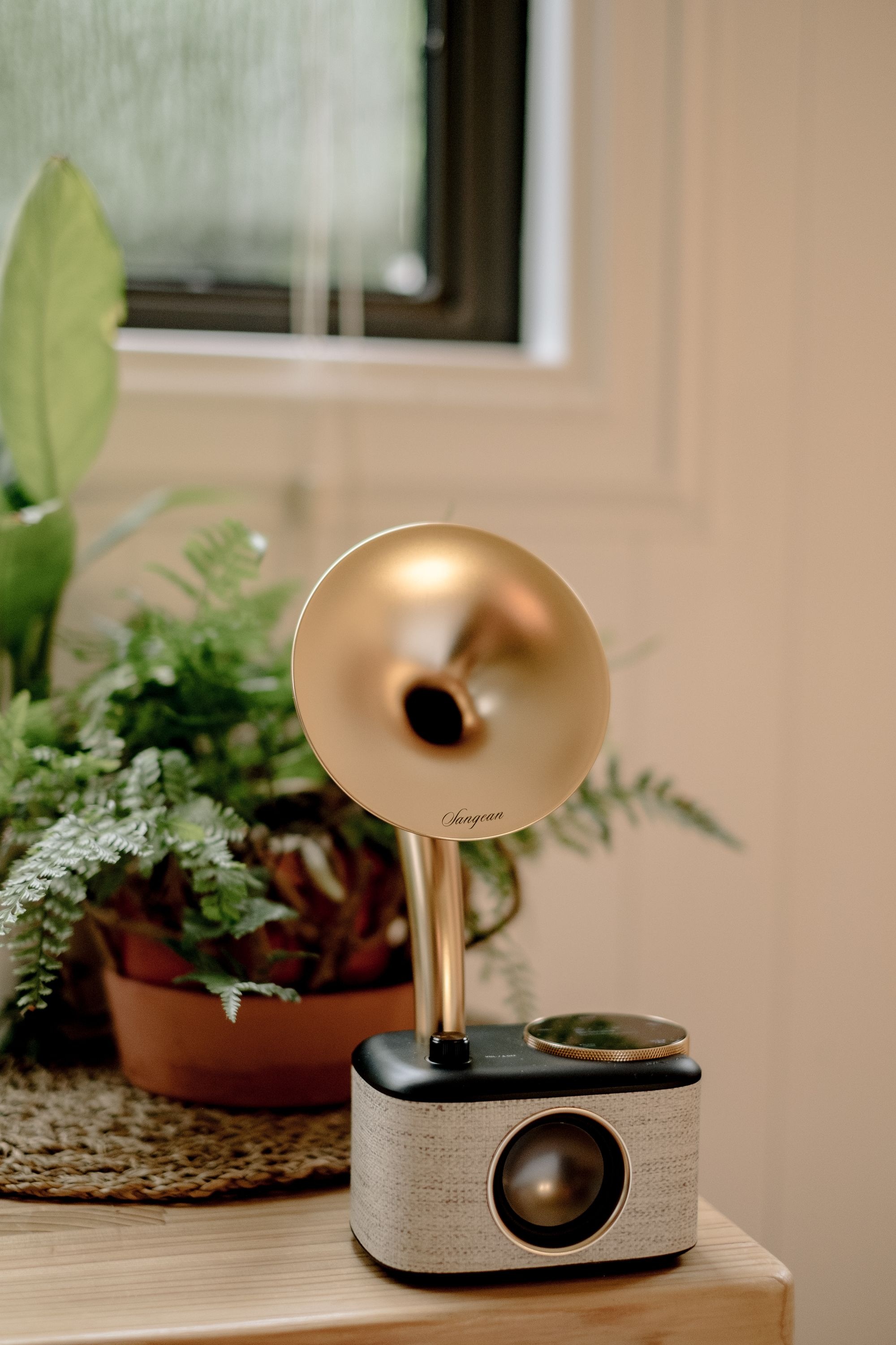 Sangean Retro-Radio »CP-100D«, (Bluetooth Digitalradio (DAB+)-FM-Tuner), Digital Retro Design Gramophone