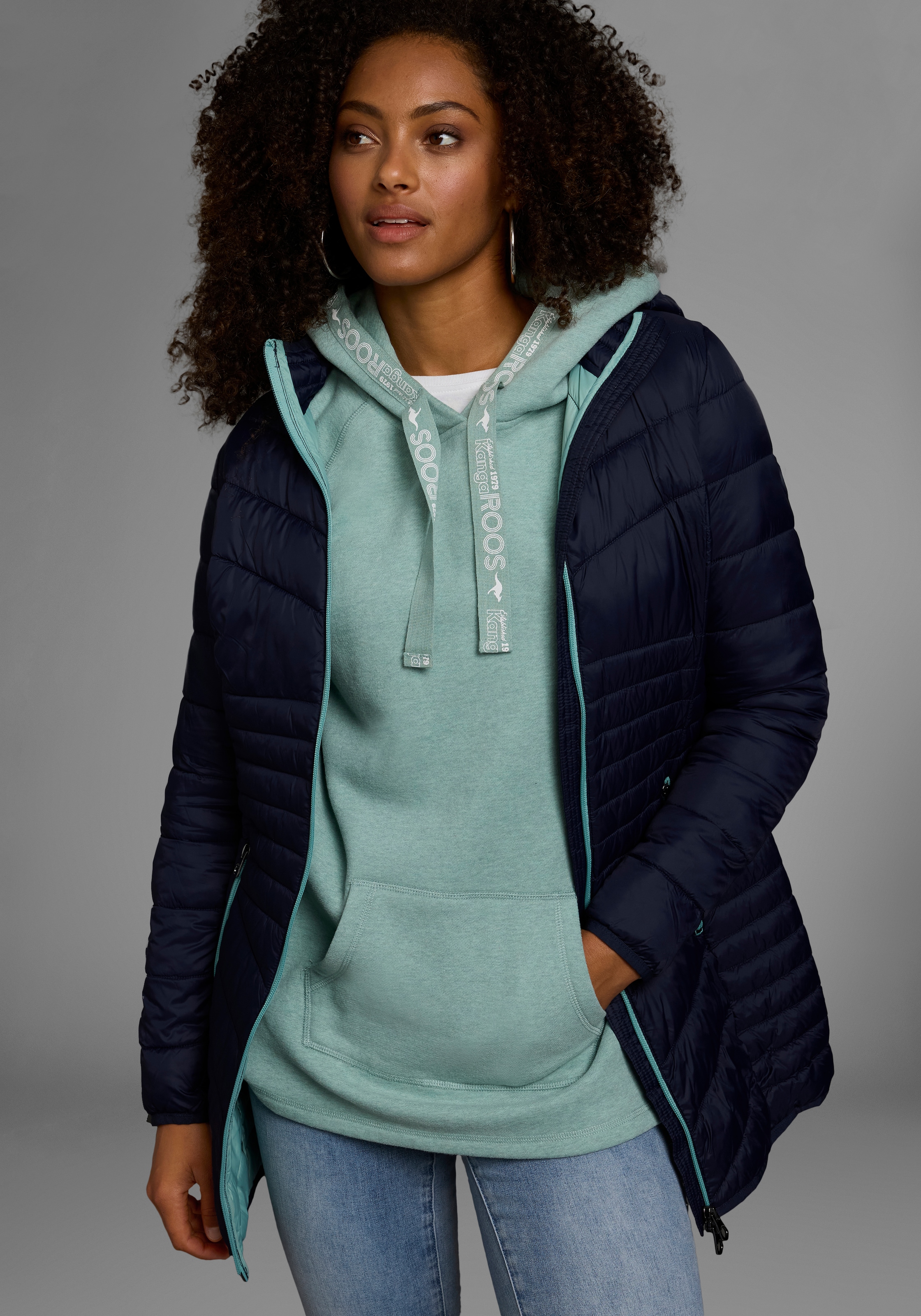 KangaROOS Steppjacke, mit Kapuze, für den Übergang, aus leichtem Webmaterial, figurbetonter Schnitt