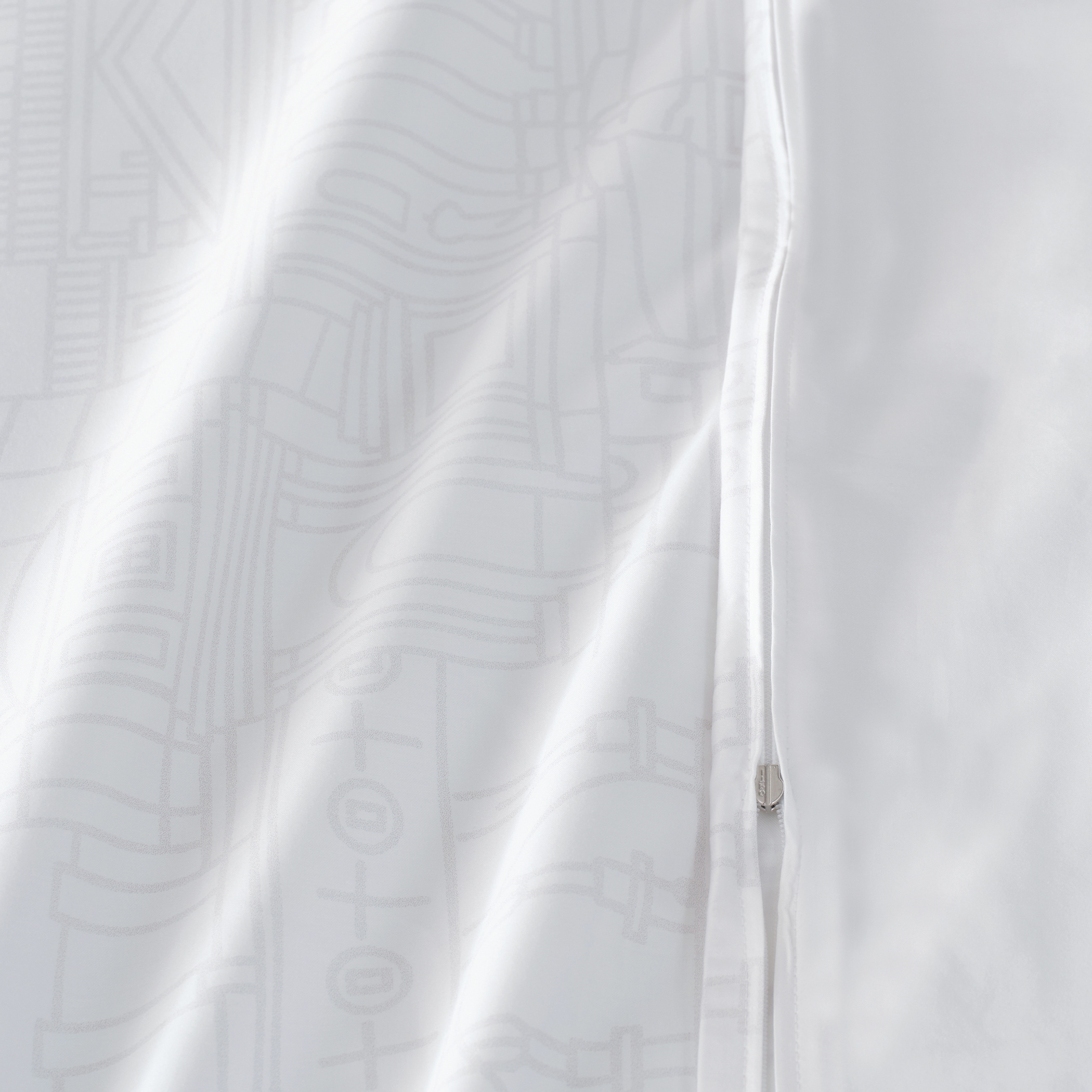 Florella Bettwäsche »»Skyline weiss« »SAGENHAFT« Edel-Satin,  100% Baumwolle«