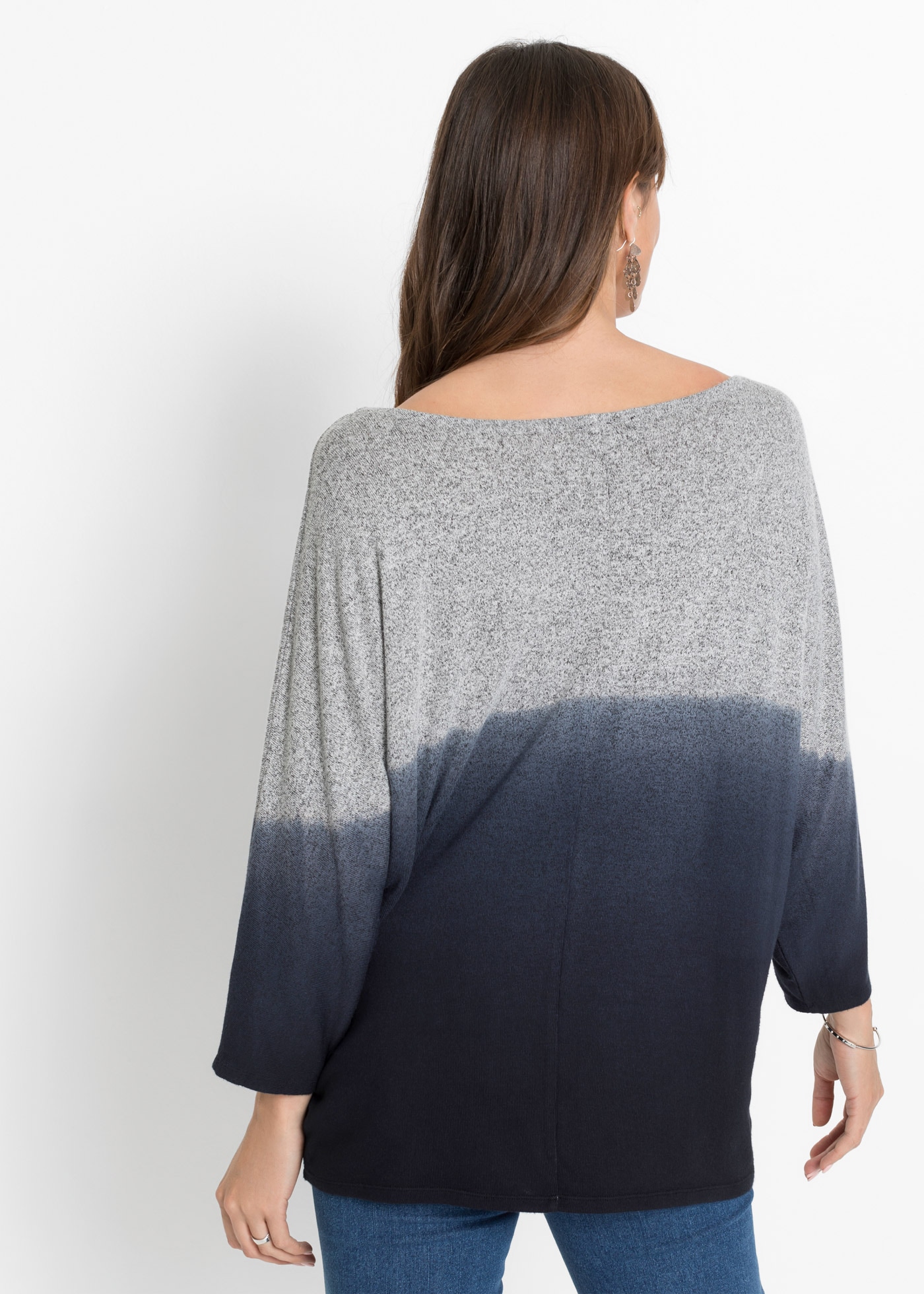 bonprix Oversize-Shirt Oversize-Passform, 3/4-Fledermausärmel, mit Farbverlauf