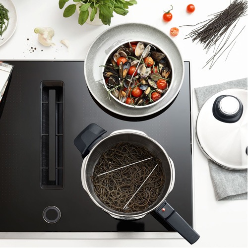 Fissler Schnellkochtopf »Vitavit® Premium« Set, Schnellkochtopf 3,5 l + 4,5 l + Zusatzdeckel, 2 Stk. tlg. Edelstahl 18/10