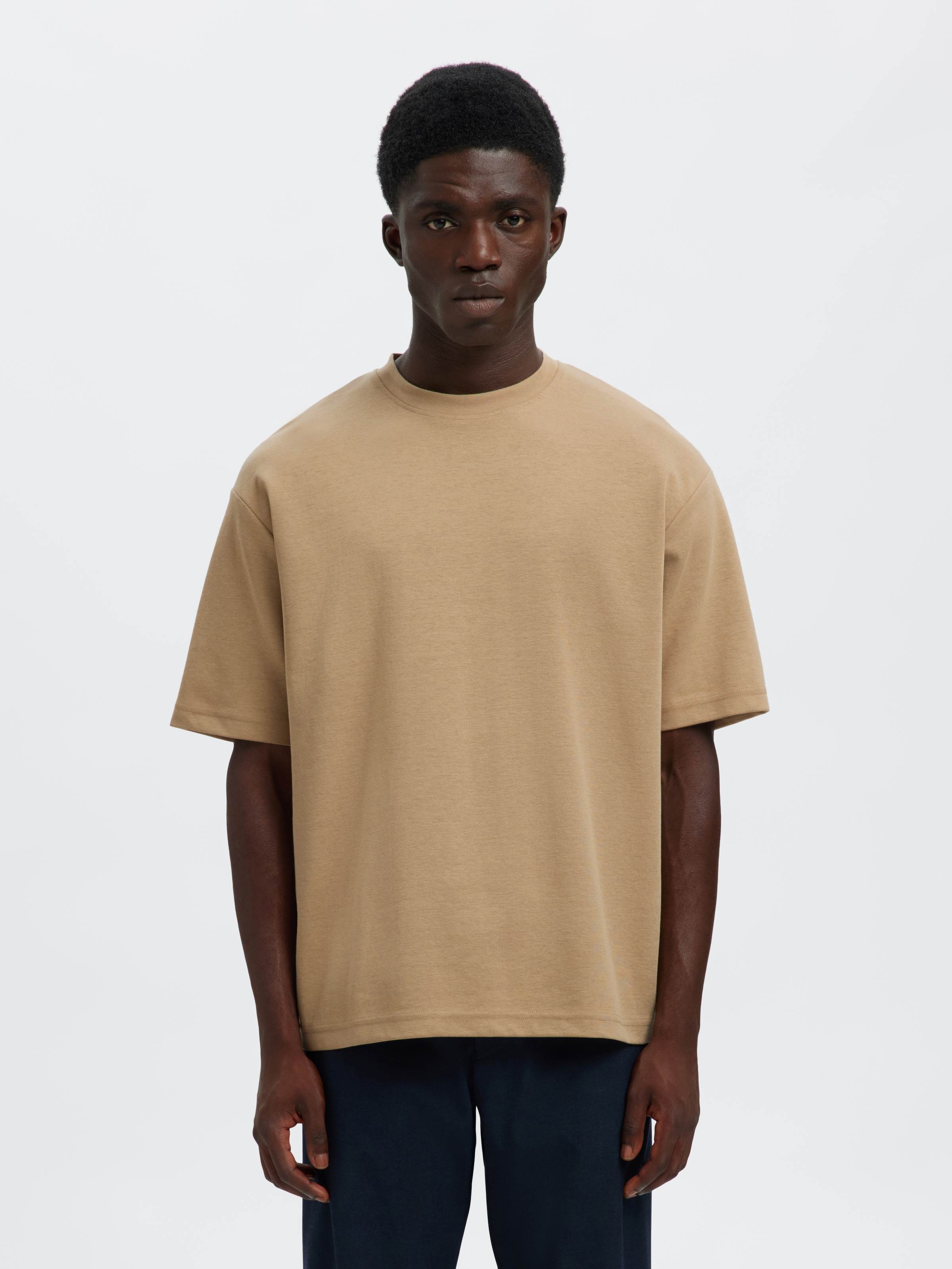 SELECTED Rundhalsshirt »SLHLOOSEOSCAR SS O-NECK TEE NOOS«