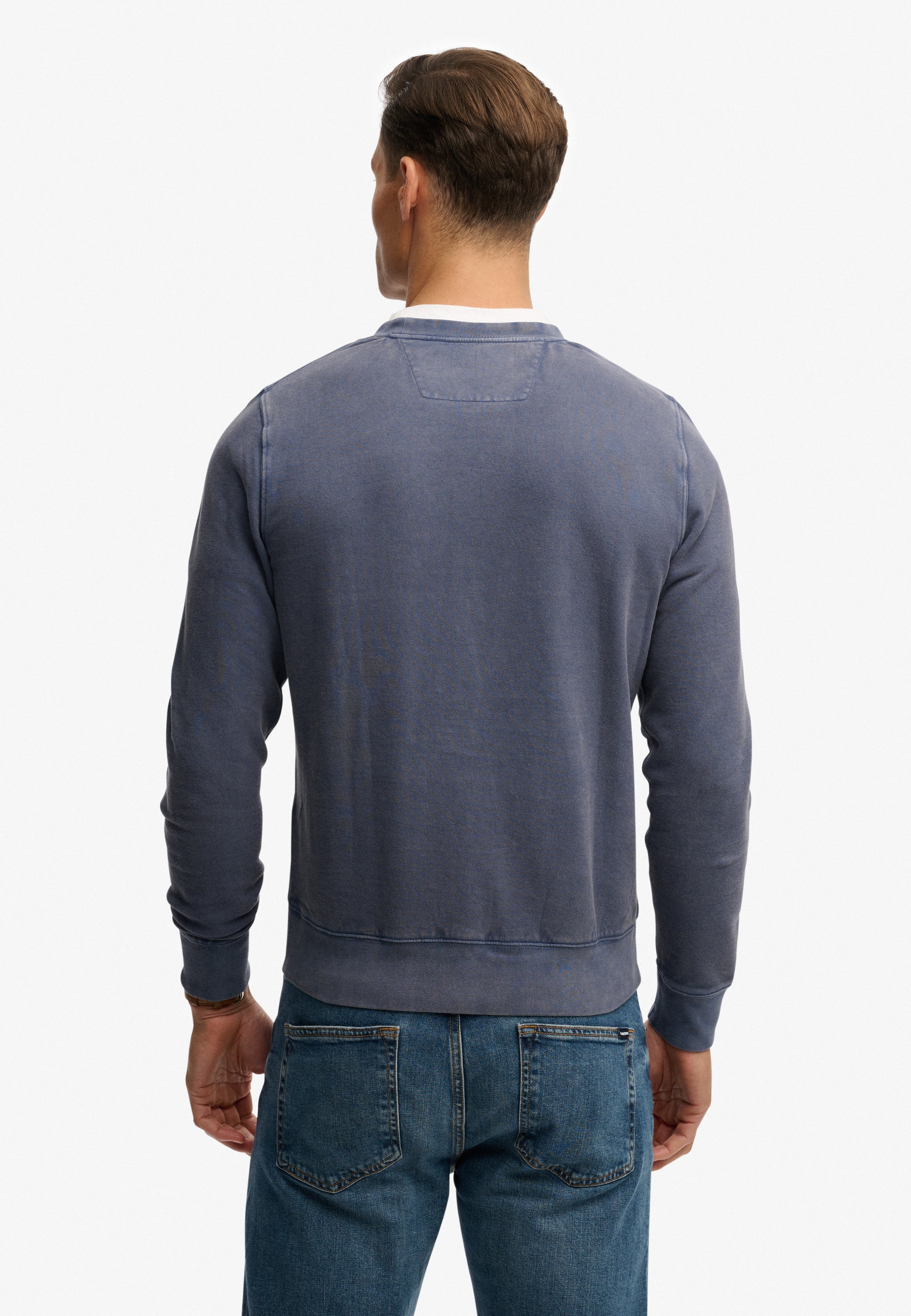 Superdry Sweatshirt »CLASSIC ESSENTIAL SWEATSHIRT«, mit Rundhalsausschnitt, aus Baumwolle, Relaxed Fit, normaler Schnitt
