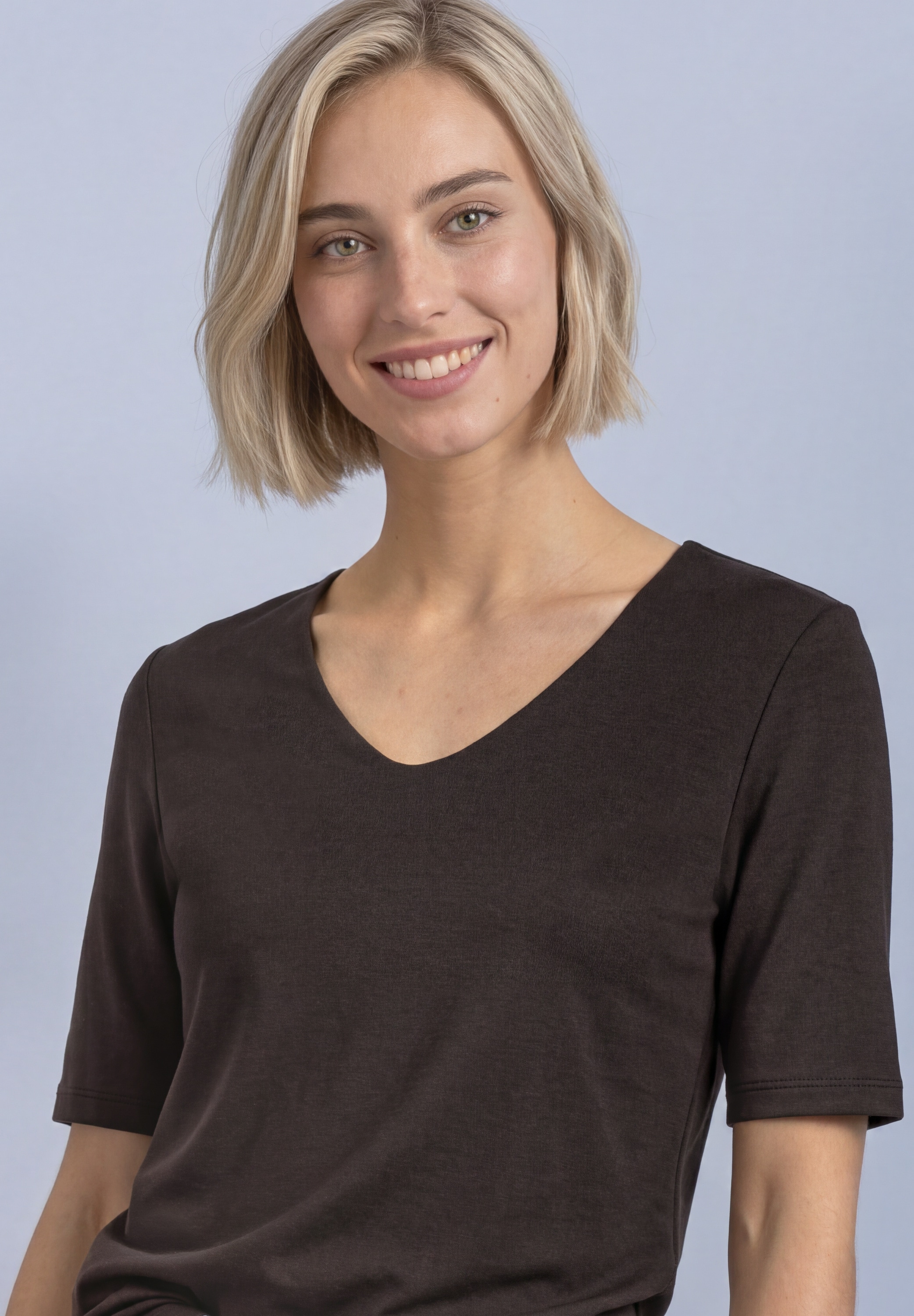 STREET ONE Kurzarmshirt »Style Palmira« mit tiefem Rundhalsausschnitt