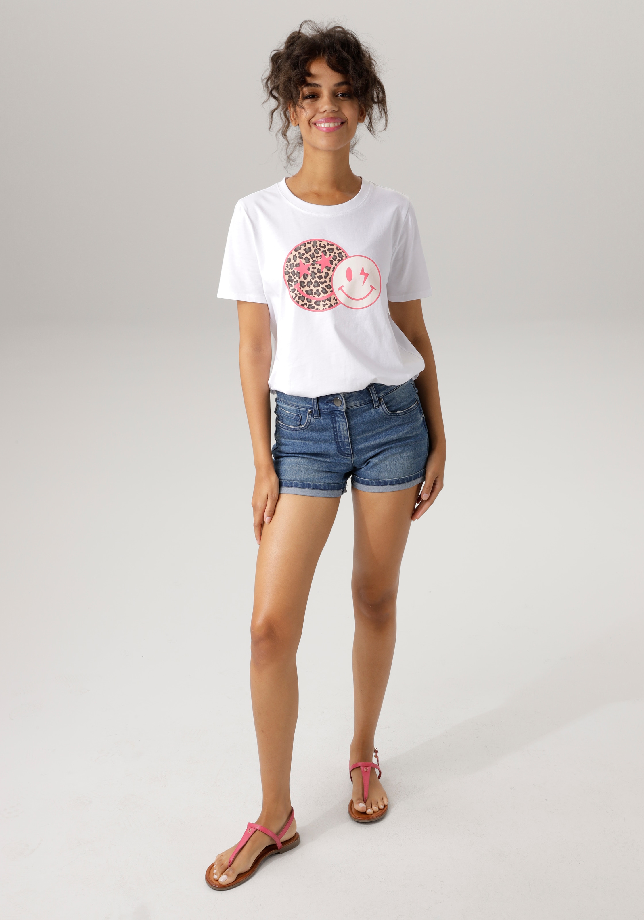 Aniston CASUAL T-Shirt, mit coolen Smileys bedruckt